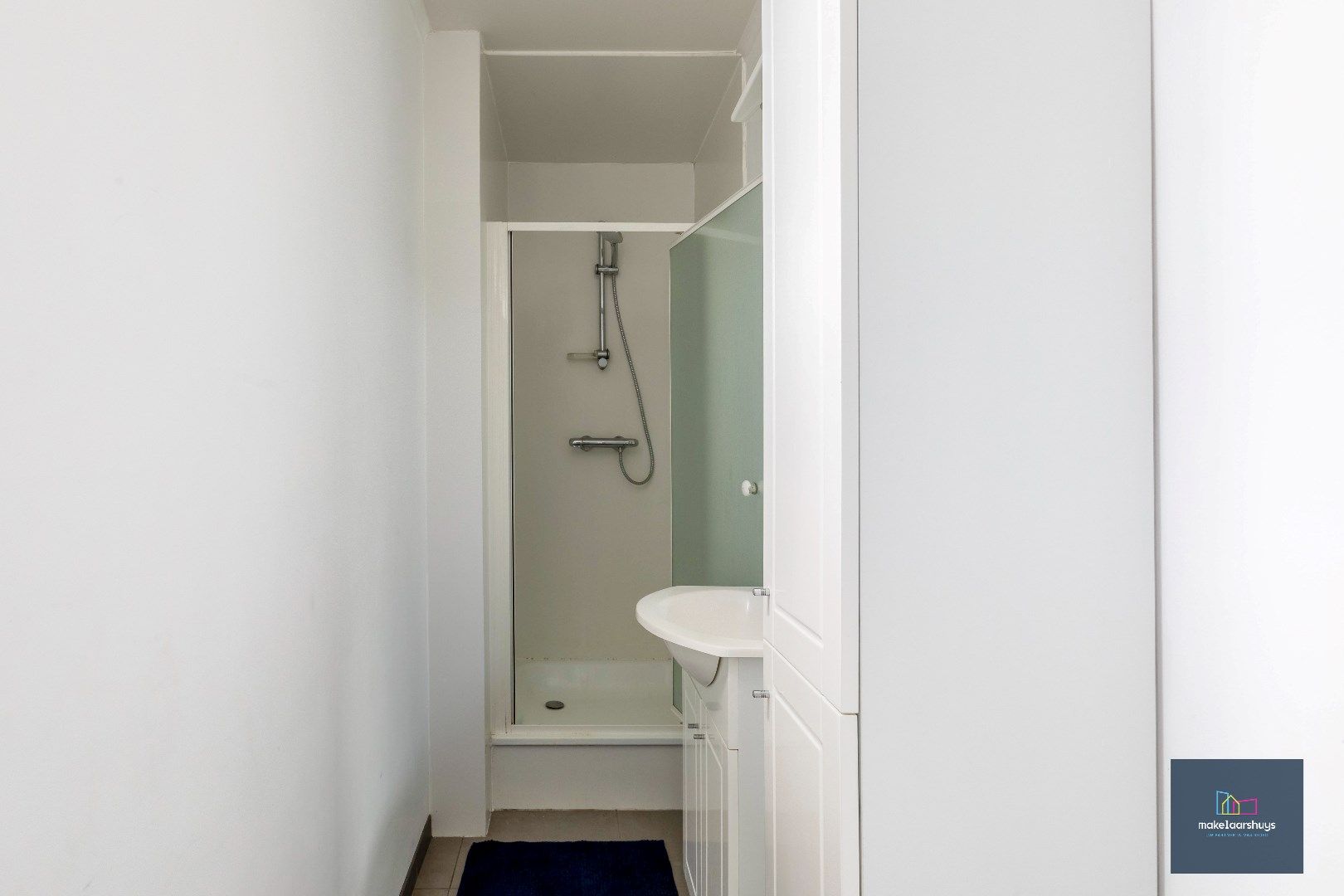 Eigendom met handelsgelijkvloers en duplexappartement  foto 20