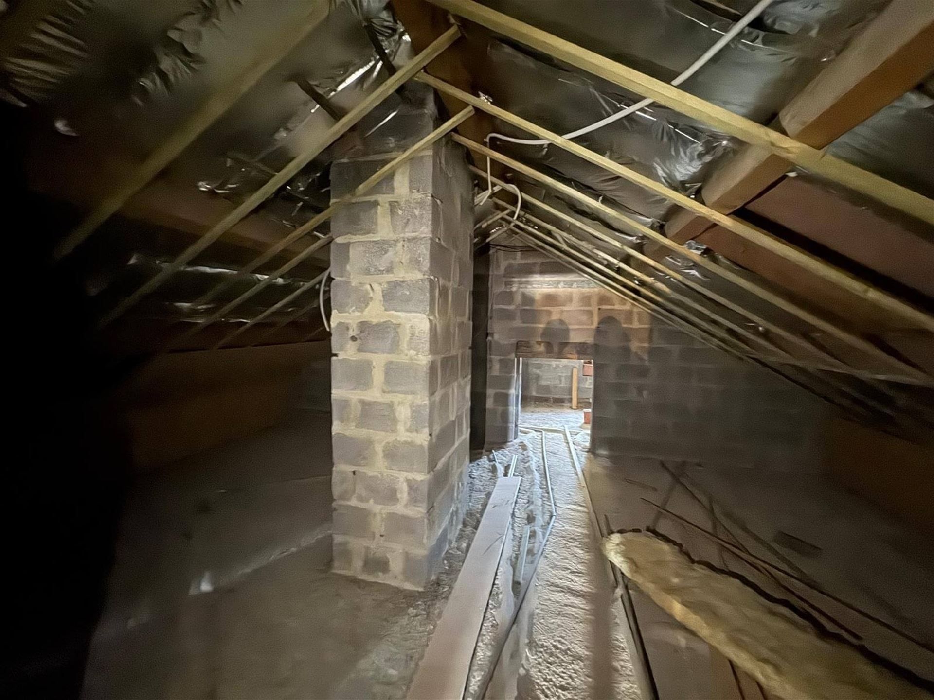 Vrijstaande bungalow woning met 3 slaapkamers en inpandige garage  foto 18