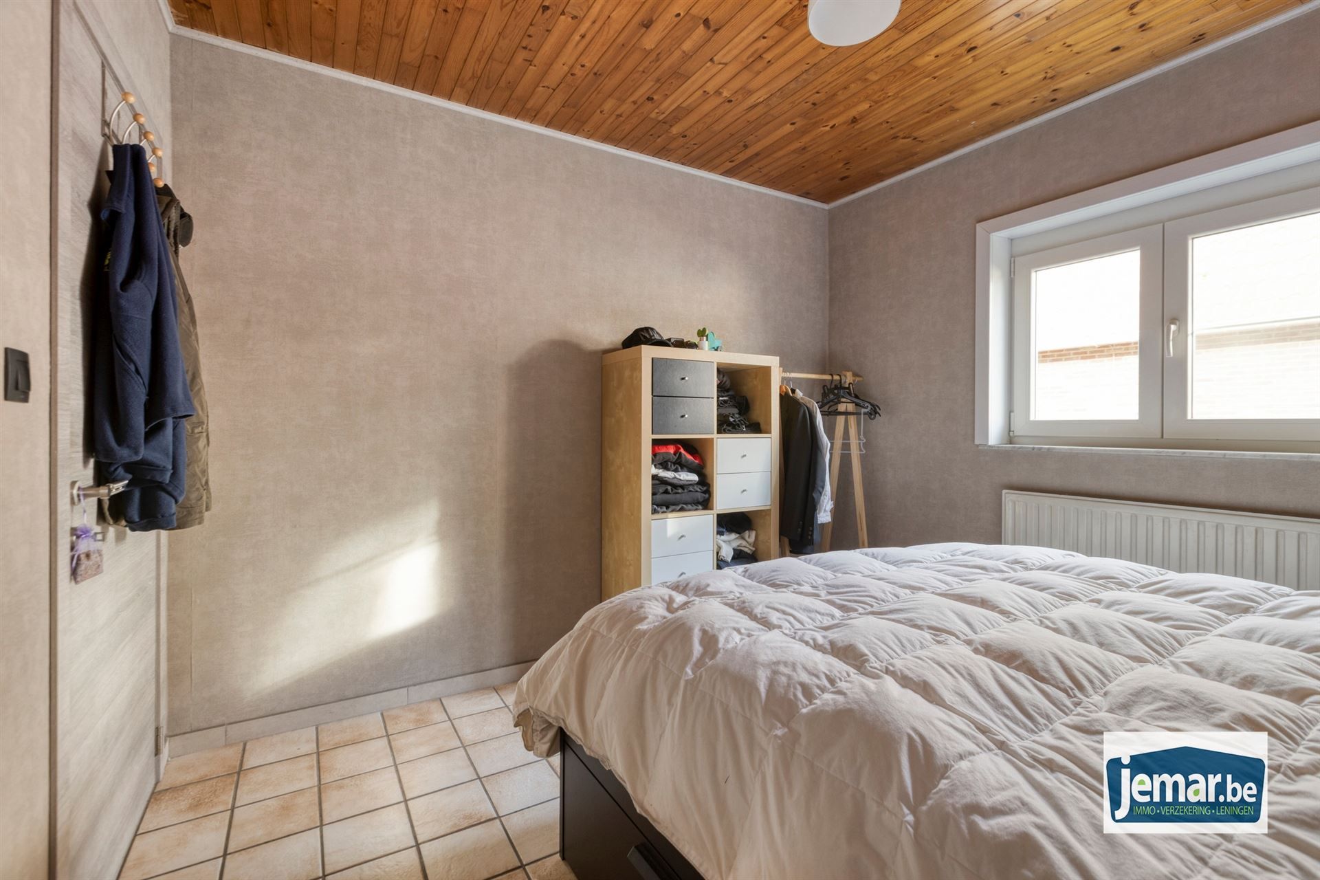 Vrijstaande bungalow woning met 3 slaapkamers en inpandige garage  foto 18