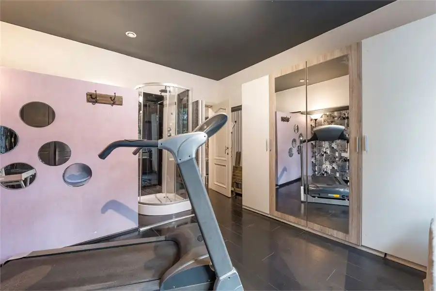 STATIGE WONING MET 4 SLKS OP EEN TOPLOCATIE foto 8