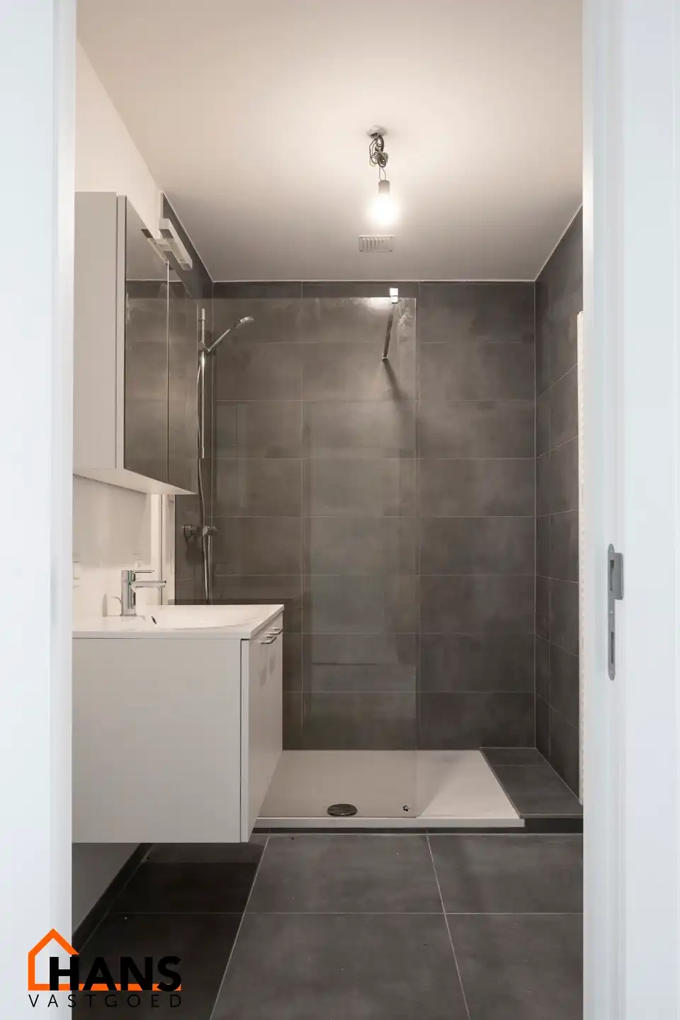 Gerenoveerd appartement foto 8