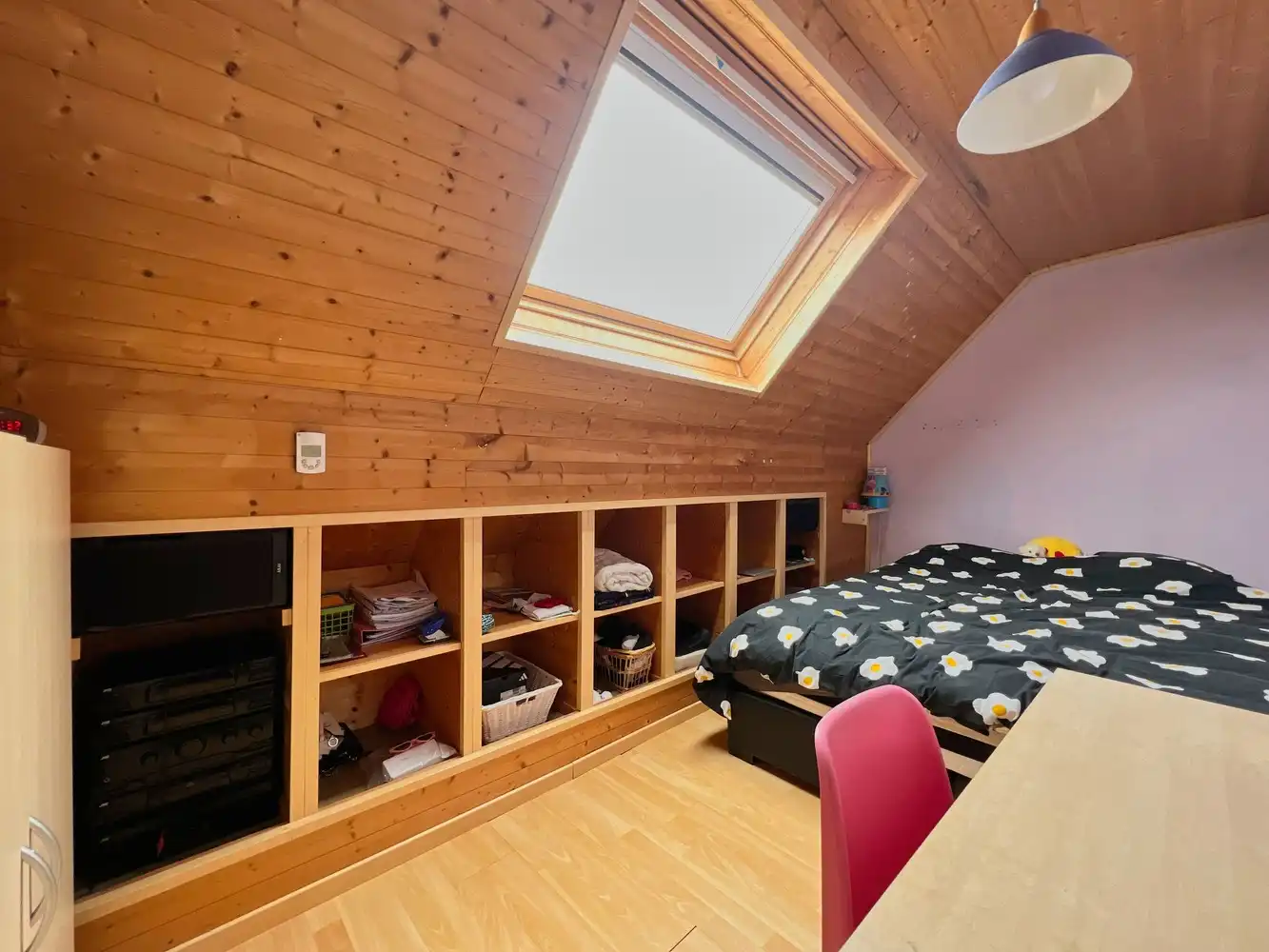 Instapklare woning met grote garage +polyvalente ruimte foto 14