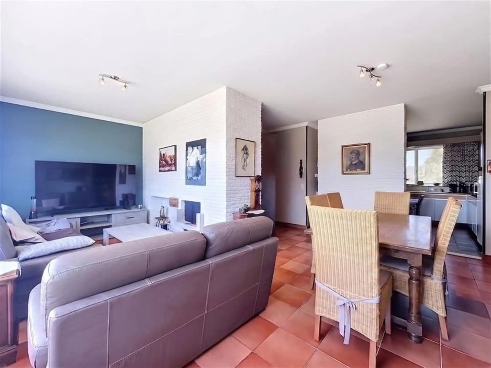 Instapklare woning op toplocatie in Belsele! foto 10