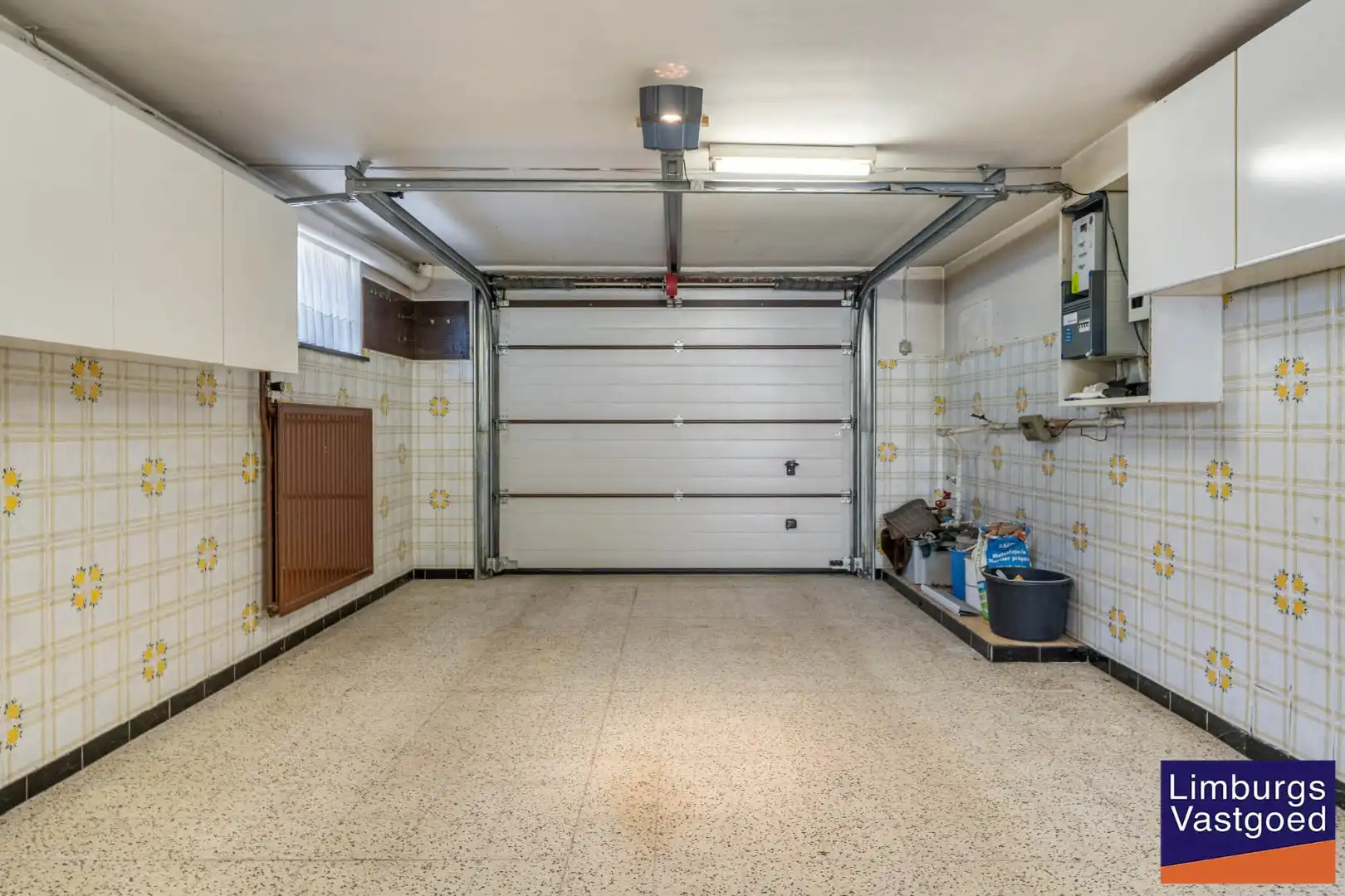 Vrijstaande woning met garage op gegeerde locatie te Kermt, 6a87ca foto 17