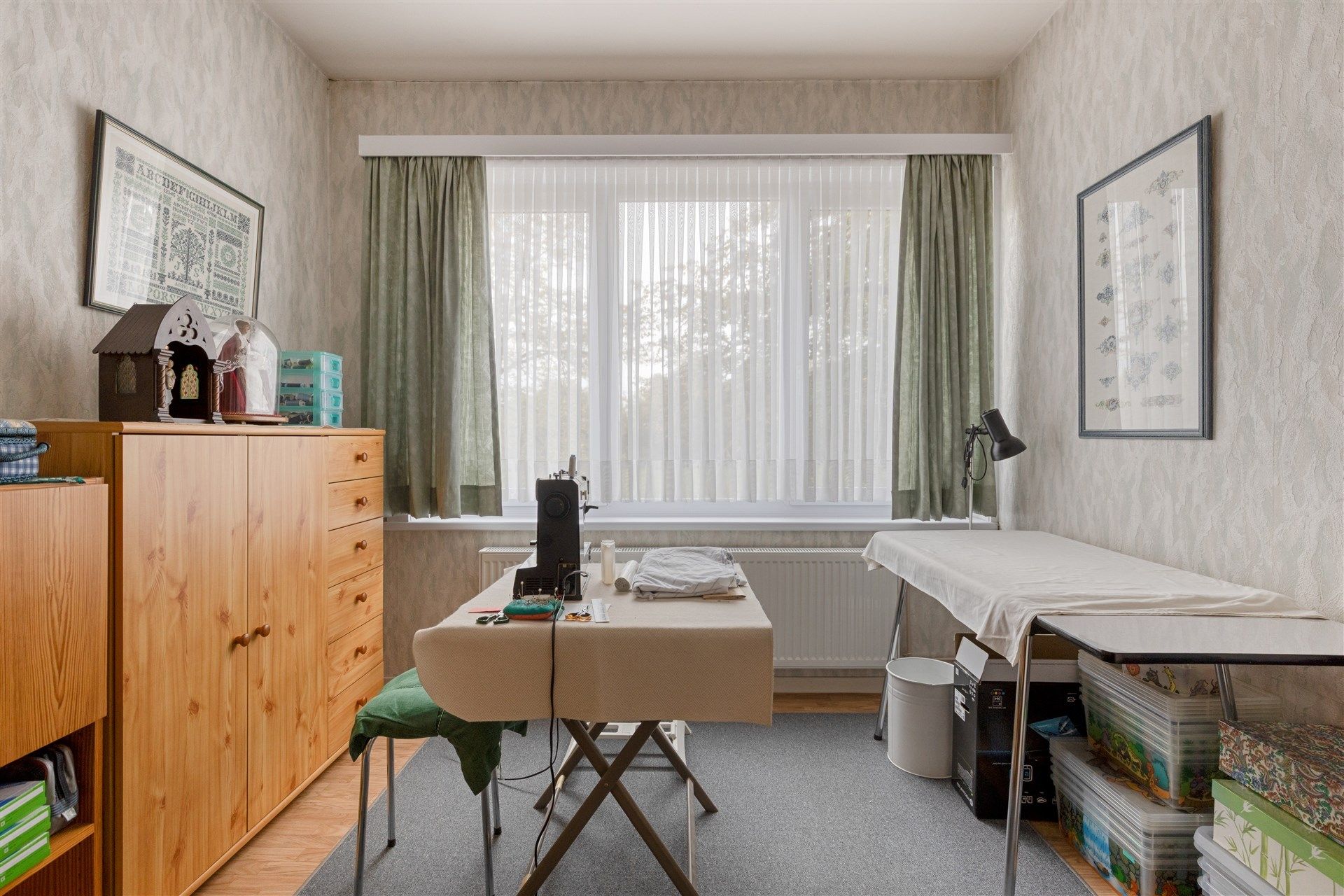 Ruime gezinswoning met 8 a 9 slaapkamers, een riante tuin en een prachtig uitzicht op weiland. foto 22