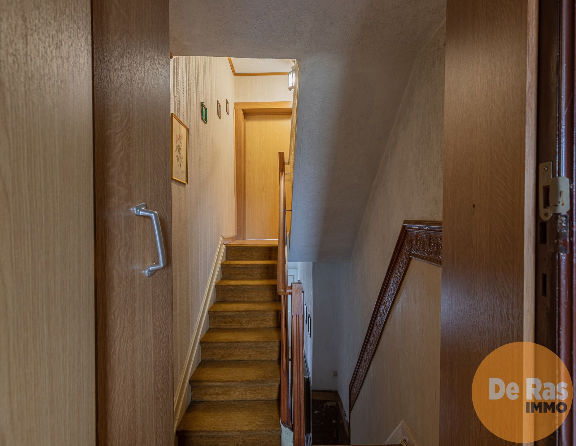 WELLE - Centraal gelegen, ruime woning met garage en tuin foto 15