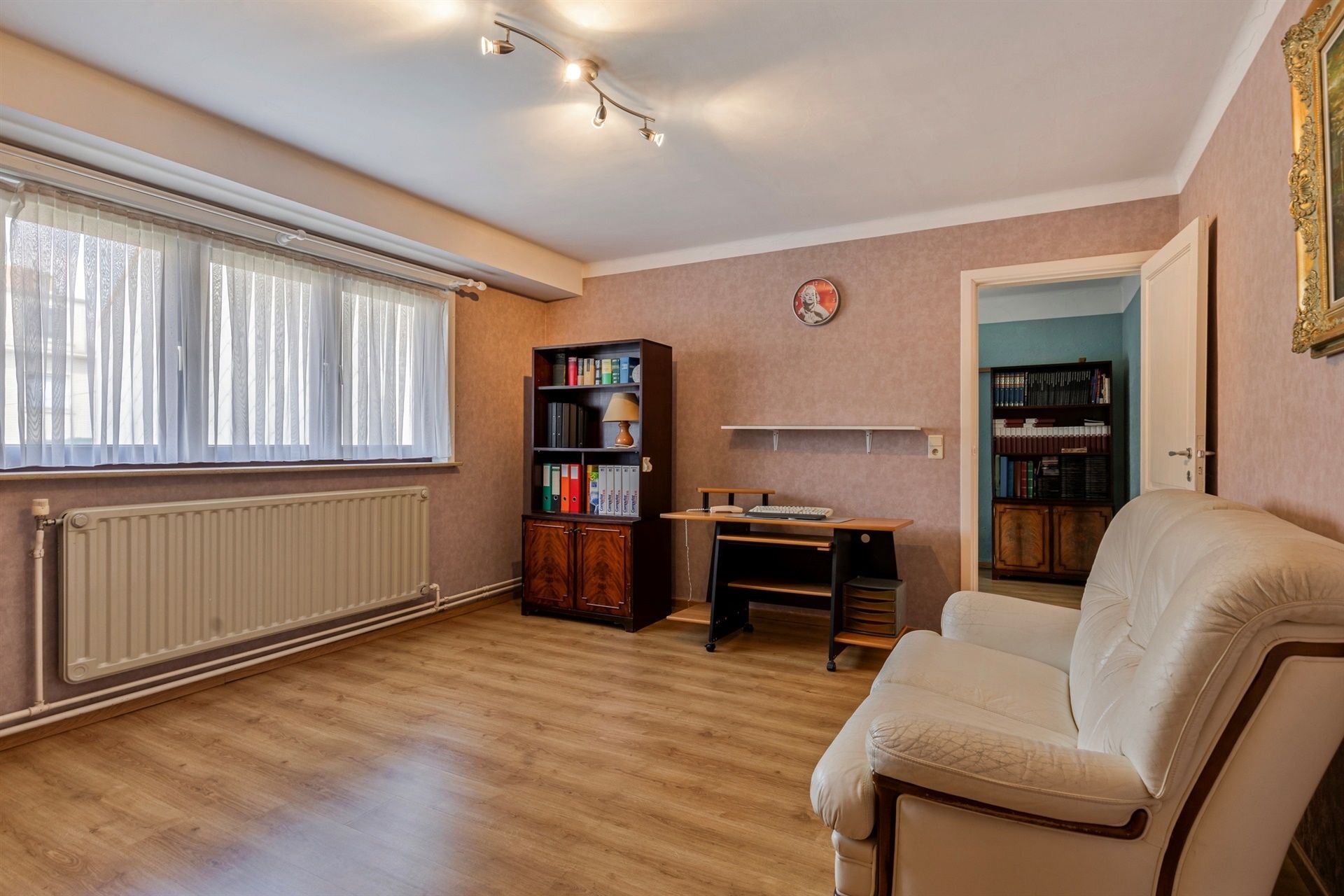 Ruime woning met veel mogelijkheden foto 22