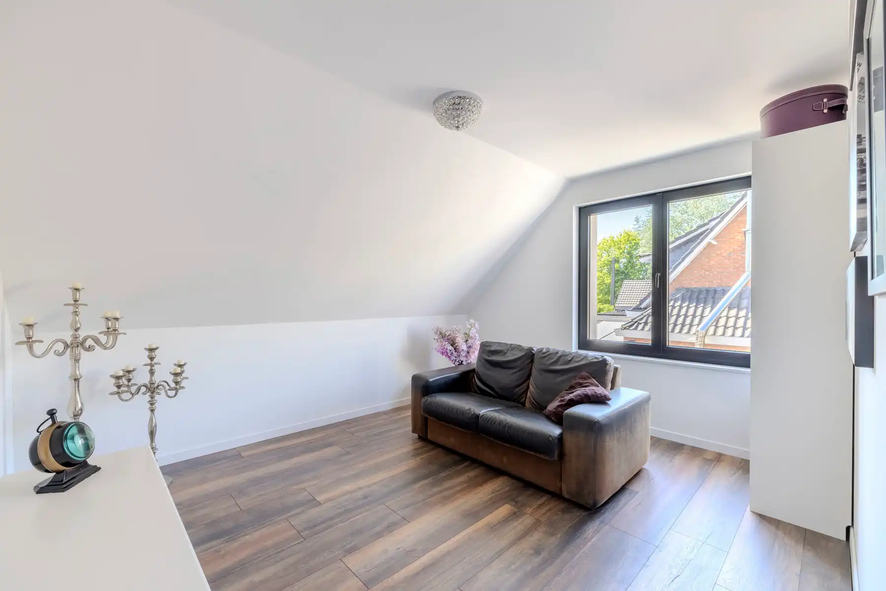 Gerenoveerde, energiezuinige woning met 3/4 slpks op 445m² foto 19