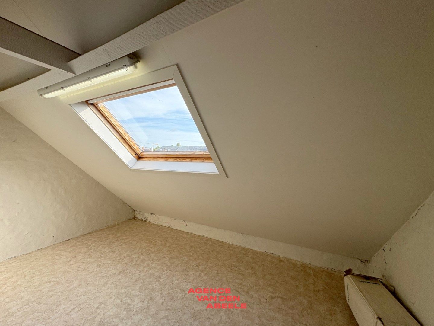 Zeer ruime en charmante woning in centrum Brugge foto 18