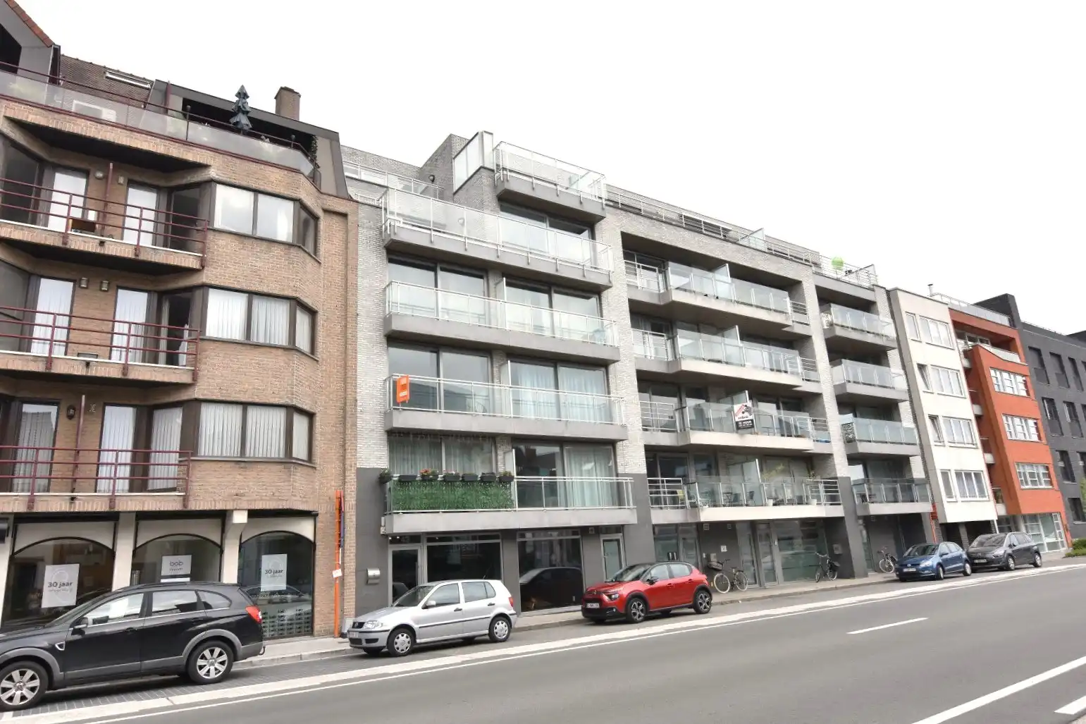 Lichtrijk 1-slpk appartement in centrum Roeselare foto 19