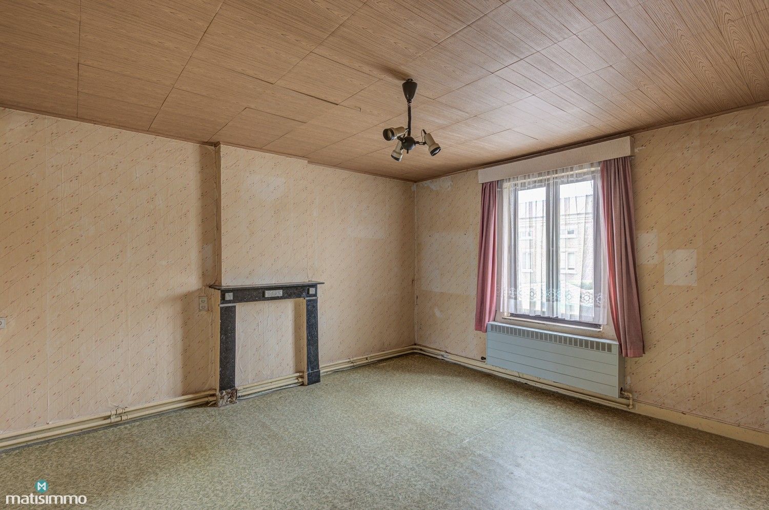 GEZINSWONING MET RUIME TUIN EN DRIE SLAAPKAMERS IN MARTENSLINDE foto 16