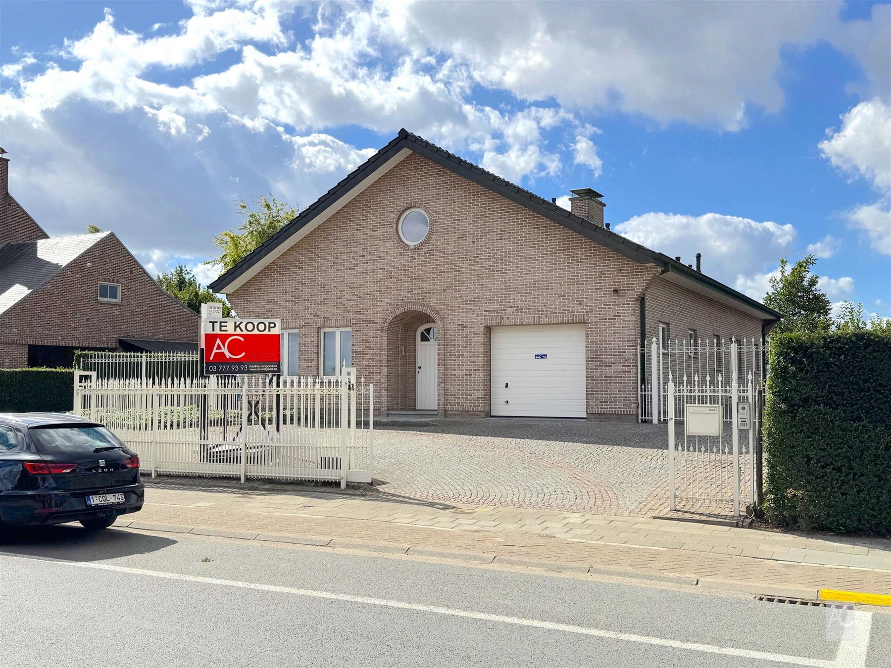 Bungalow met wijds uitzicht over de velden foto 2