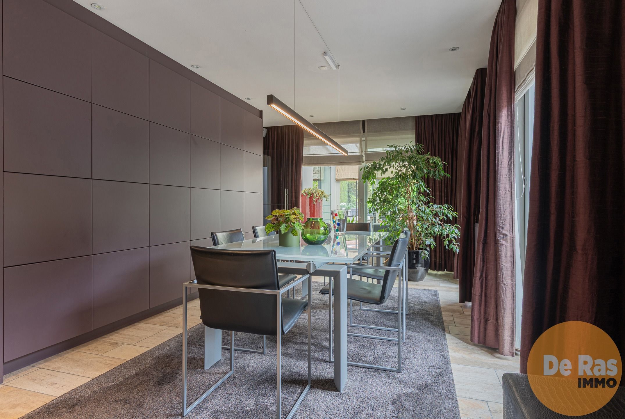 NIEUWERKERKEN - GROTE WONING MET PRAKTIJK foto 5