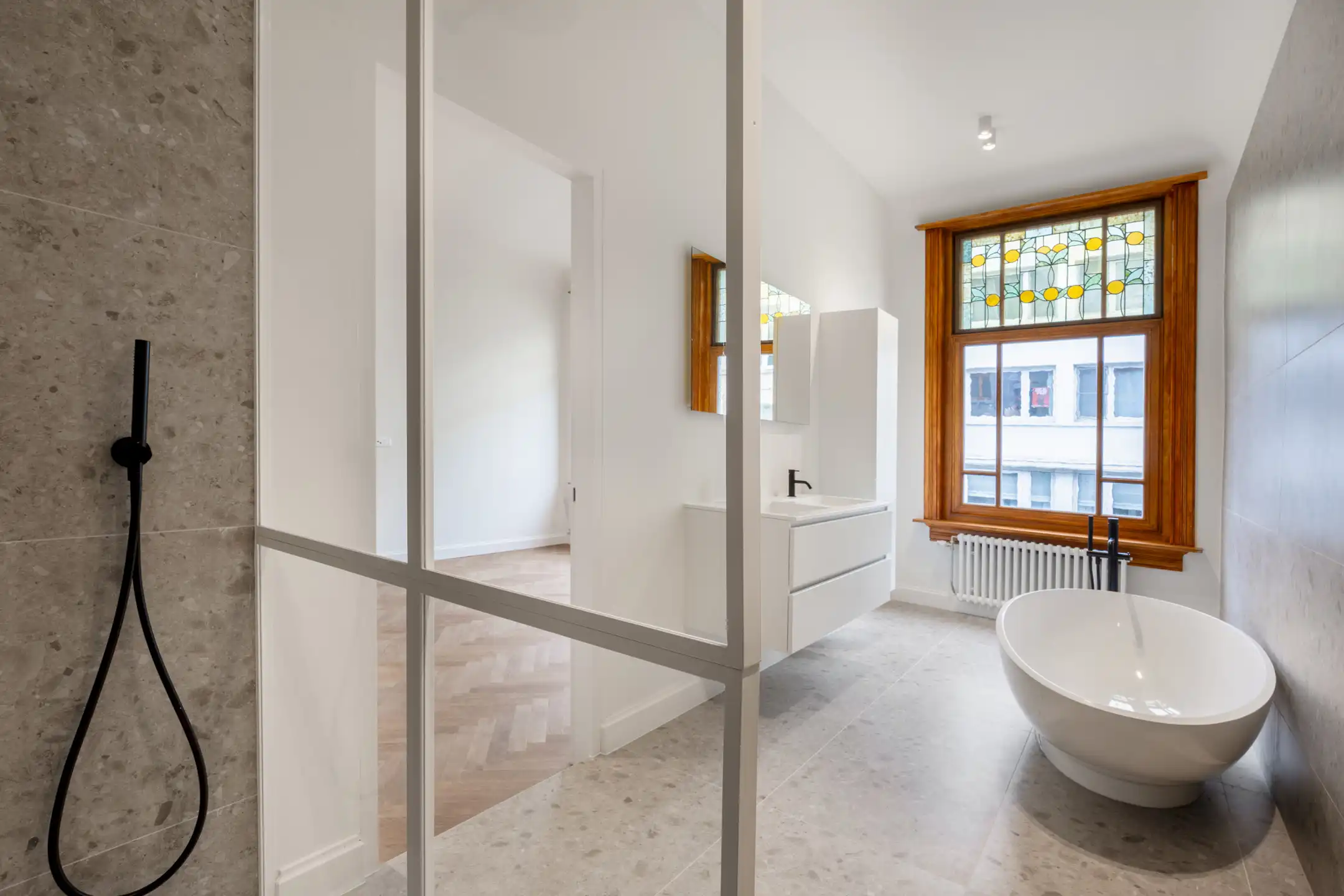 Prachtig 2 slpkappartement in art nouveau pand De Confiserie foto 31