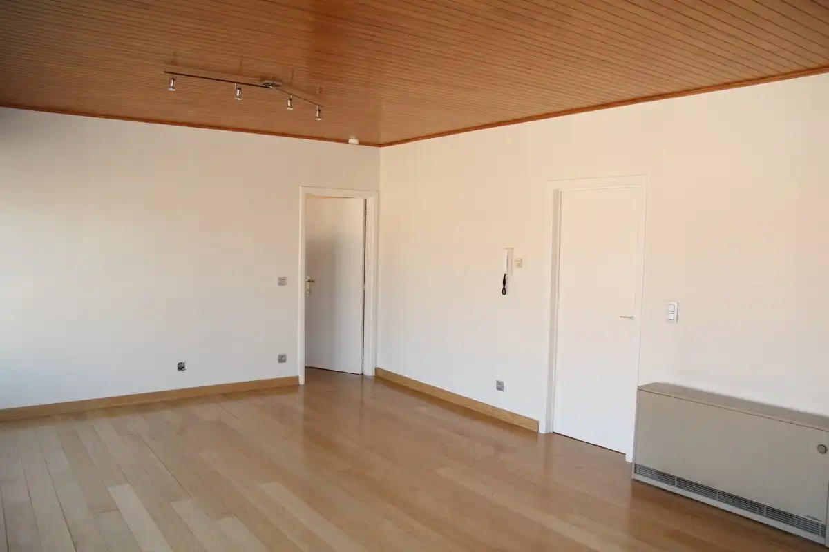 Gezellig 2 slk appartement in centrum Berlare foto 6