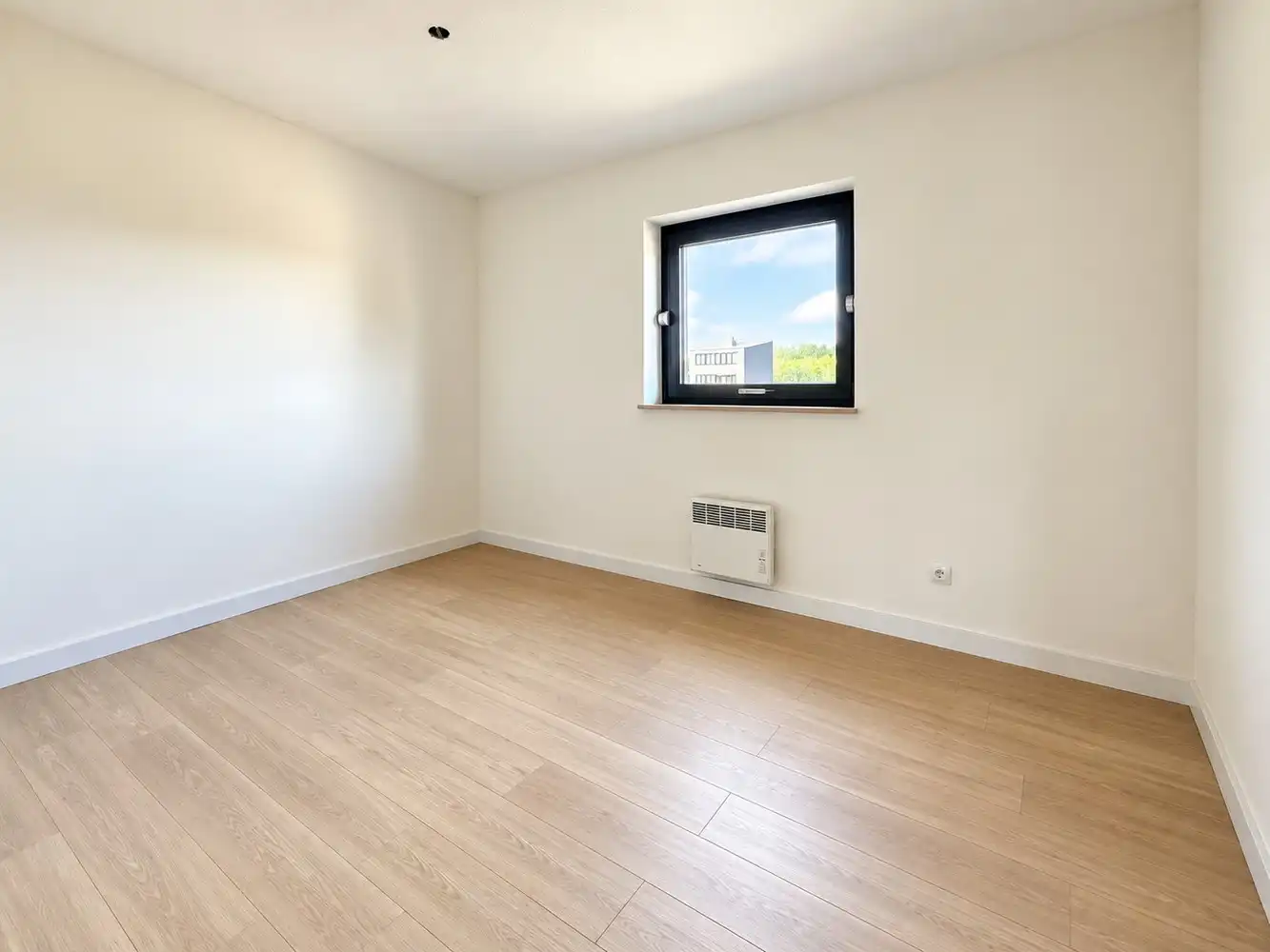 Instapklaar ruim appartement foto 7