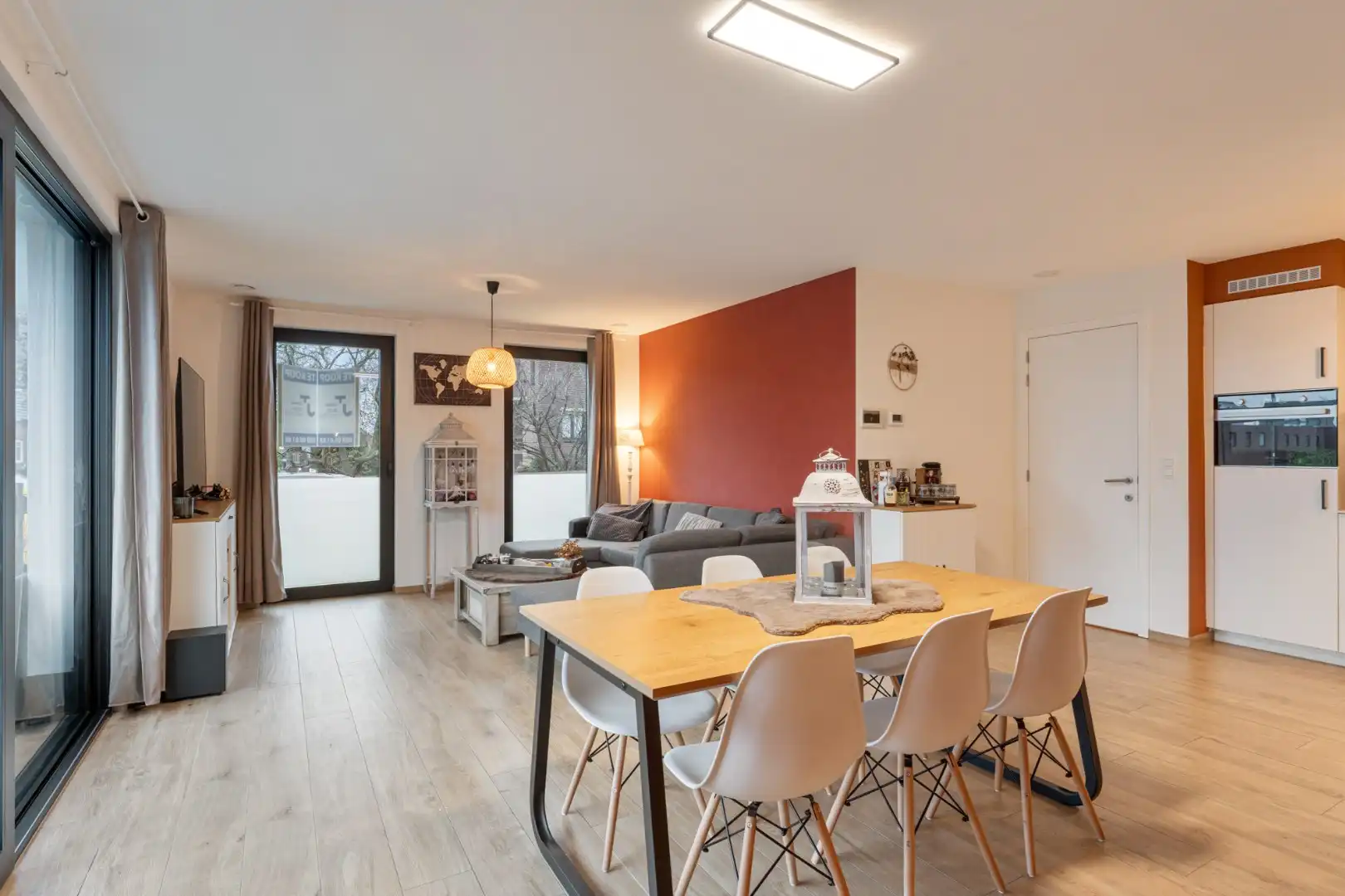 Recent, gelijkvloers appartement in een stijlvolle residentie mét ondergrondse parkeerplaats en kelderberging!  foto 12