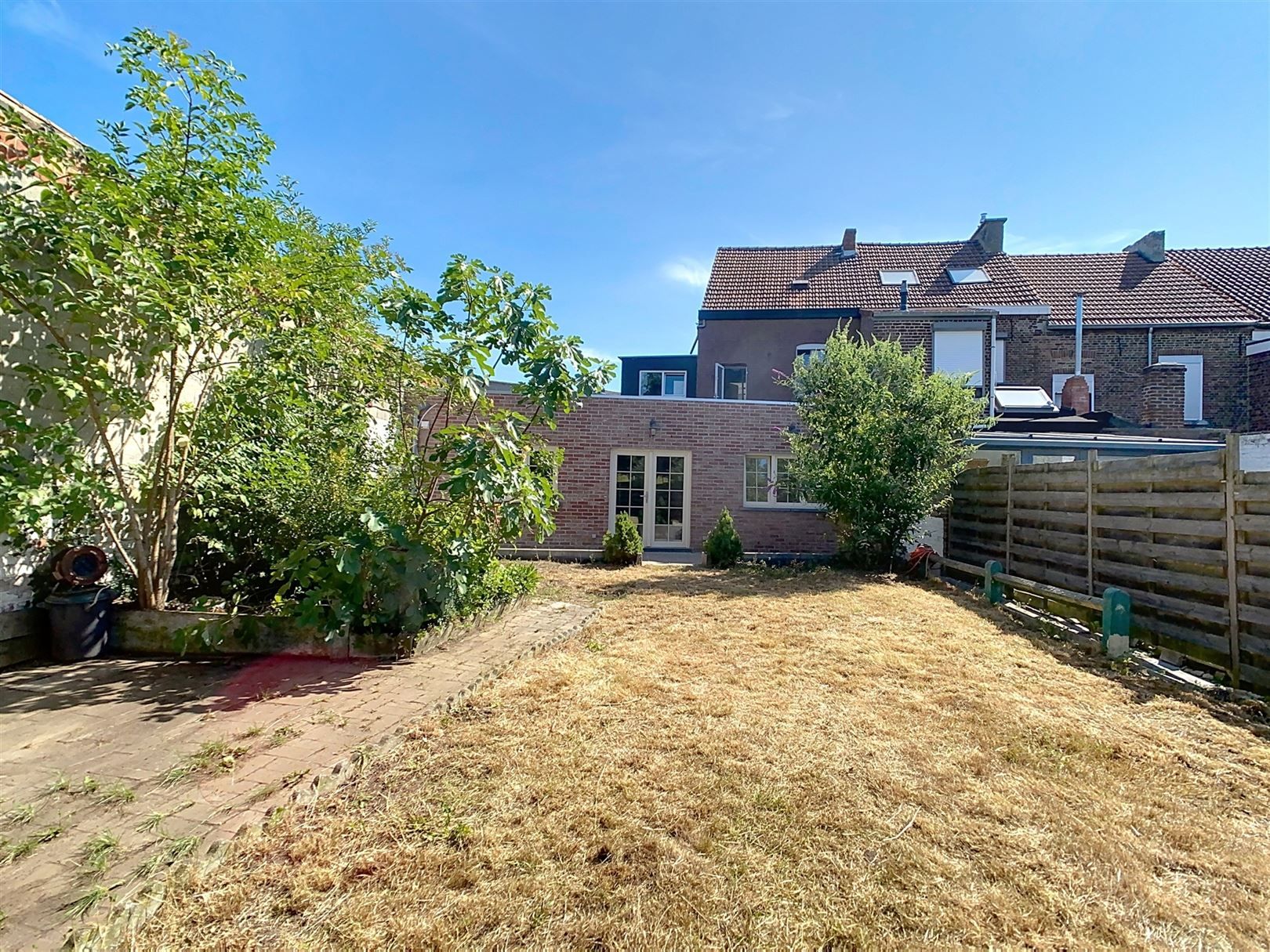 Geronoveerde woning, 3 slpks (+2) , terras, tuin, 4a 85ca foto 3