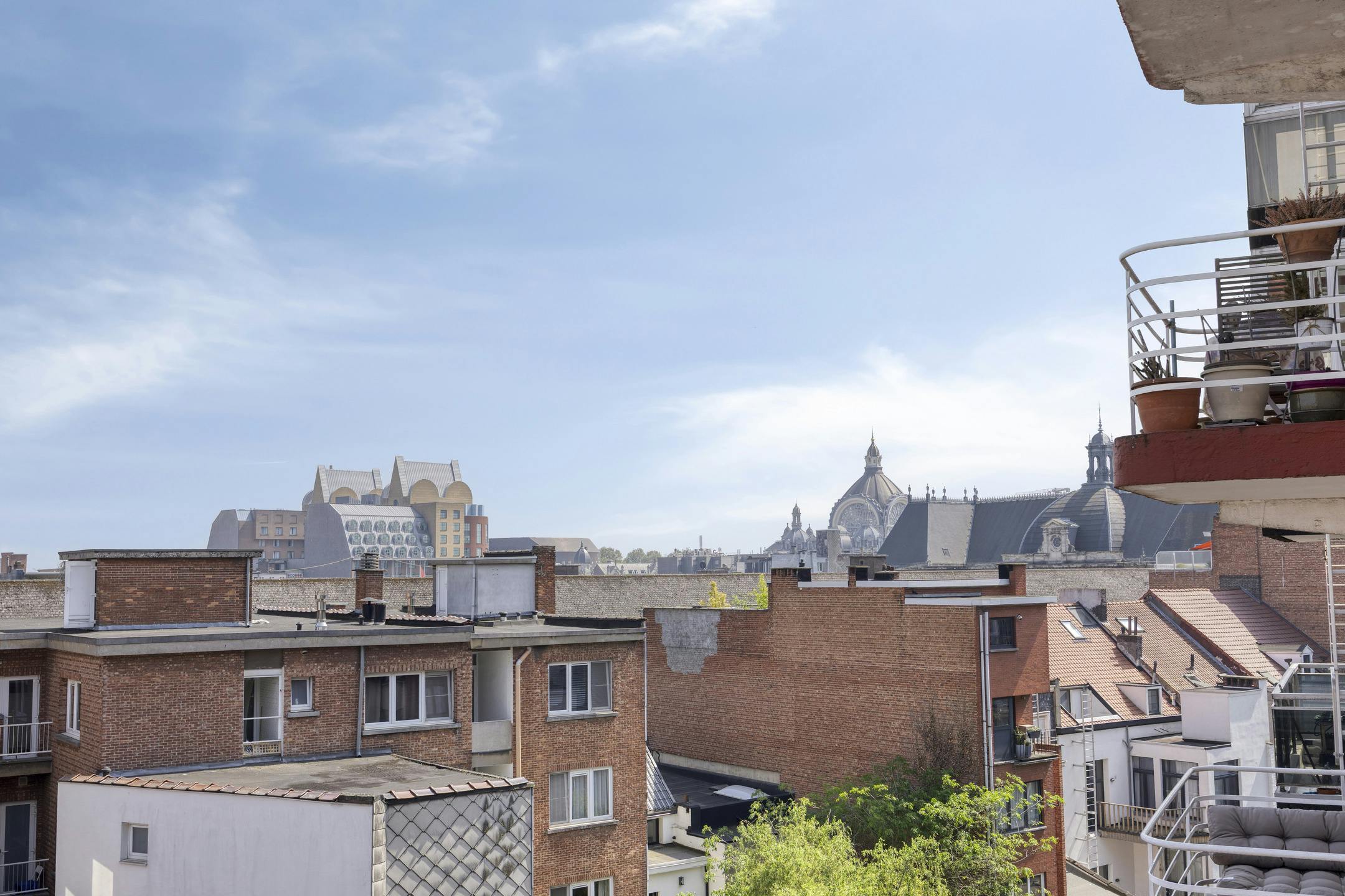 Uniek appartement met 3 slaapkamers te koop in Antwerpen foto 16