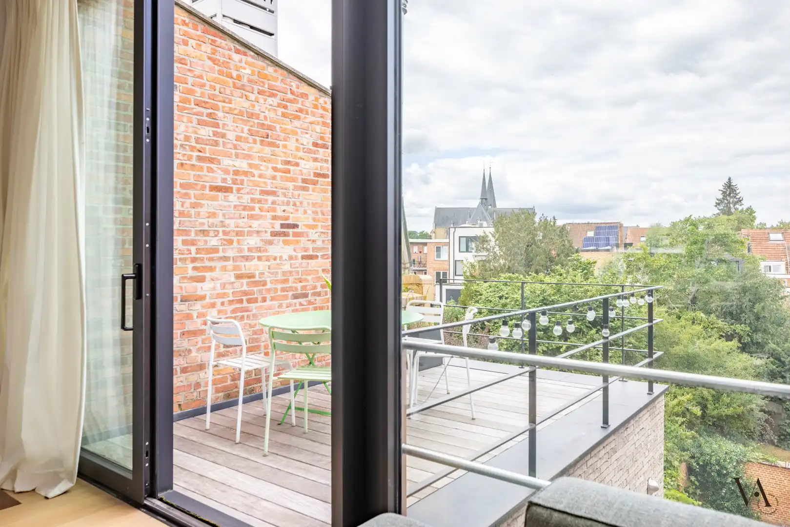 Modern en ruim duplex appartement met 2 slaapkamers en dakterras in Leuven foto 10