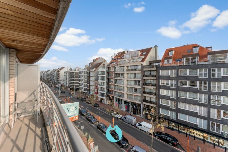 Stijlvol gemeubeld appartement op de Lippenslaan te Knokke foto 12