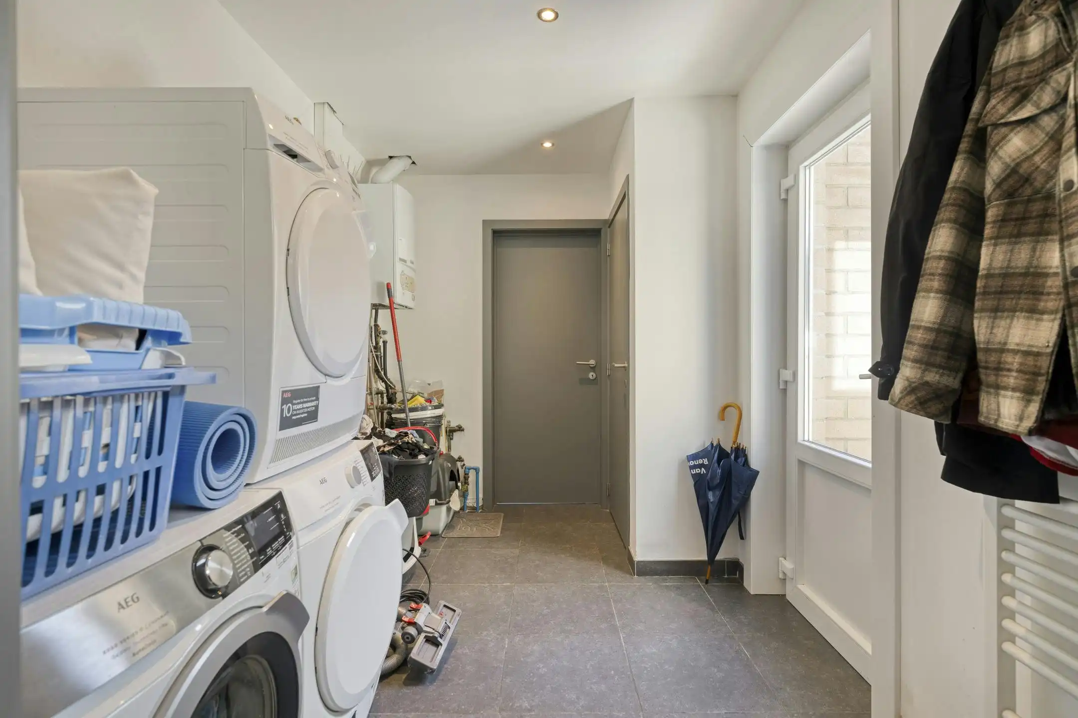 Gerenoveerd huis met 5 slaapkamers te koop in Zeebrugge foto 6