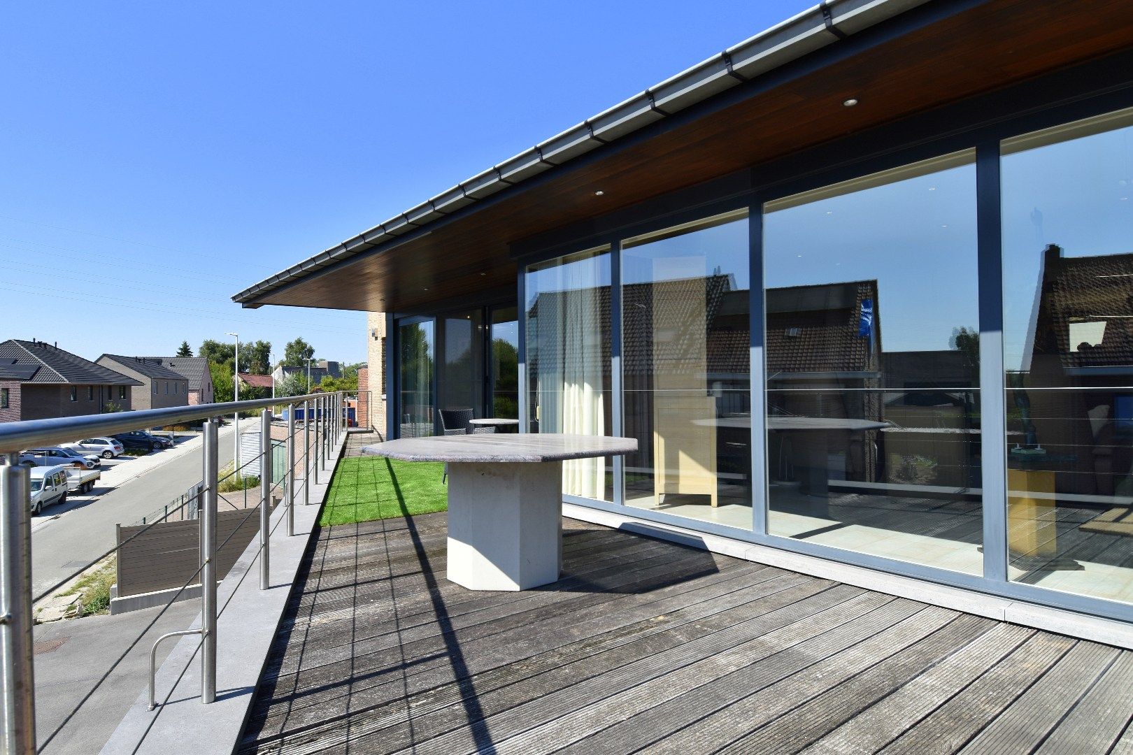 Instapklare villa met 5 slaapkamers én grote handelsruimte te koop in Gullegem foto 21