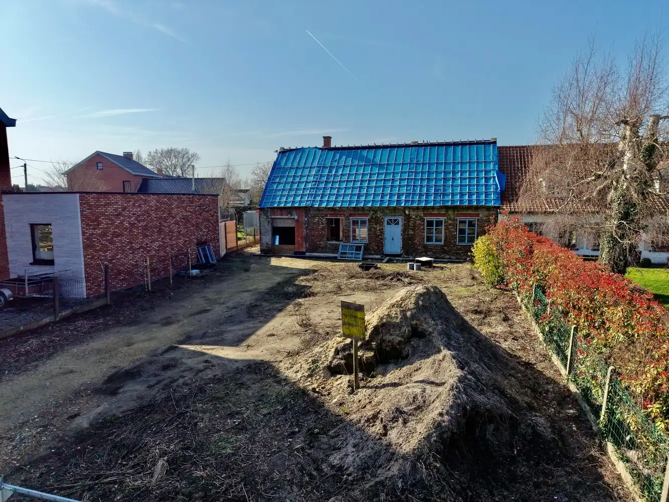 Ruim perceel grond op een rustige ligging! foto 2