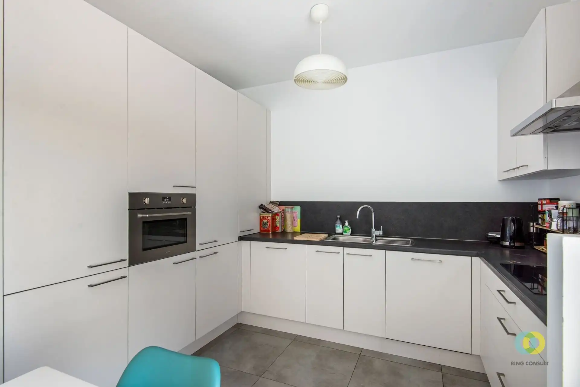 Modern appartement met ruim terras en staanplaats  foto 5