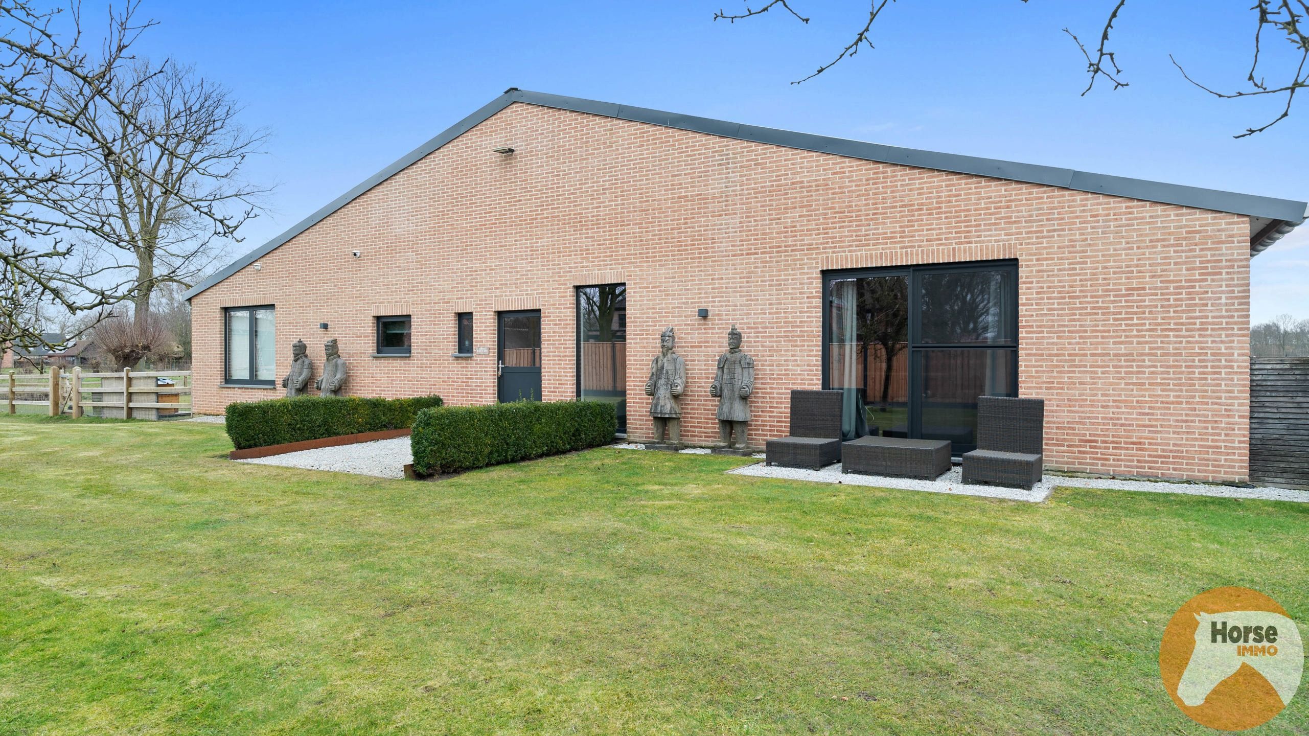 MOERBEKE - Exclusieve villa met loods op een unieke ligging  foto 24
