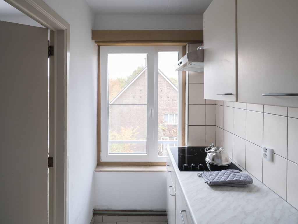 Rustig gelegen 1-slaapkamerappartement nabij station Gent-Sint-Pieters foto 6