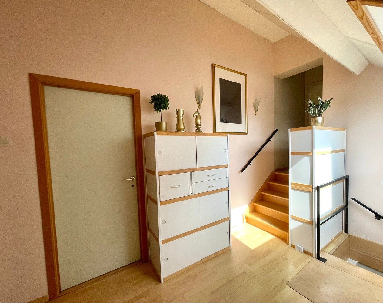 Woning met inpandige garage en tuin foto 17