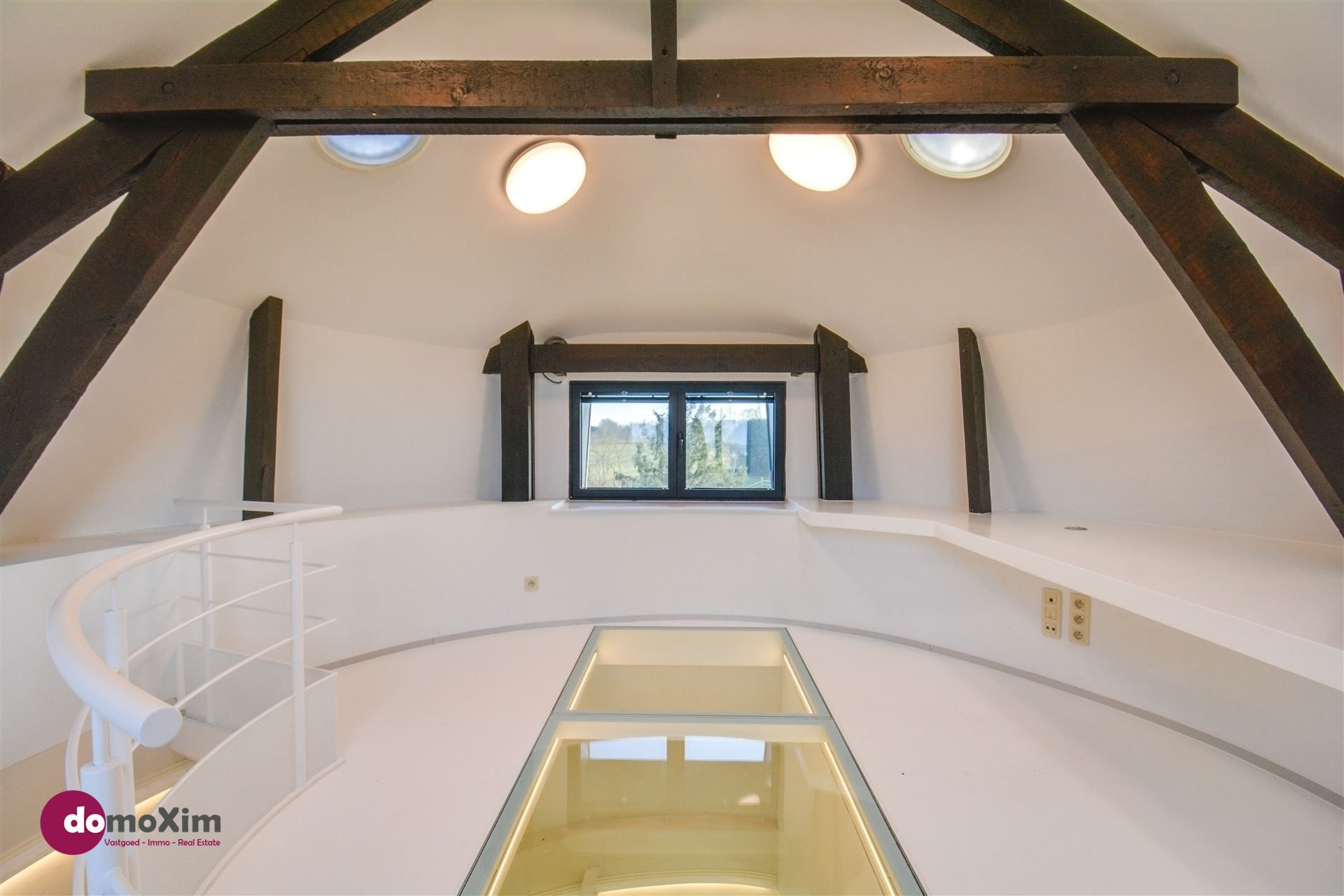 De Oude Korenmolen van Veltem, een unieke villa op een perceel van 47 are foto 15