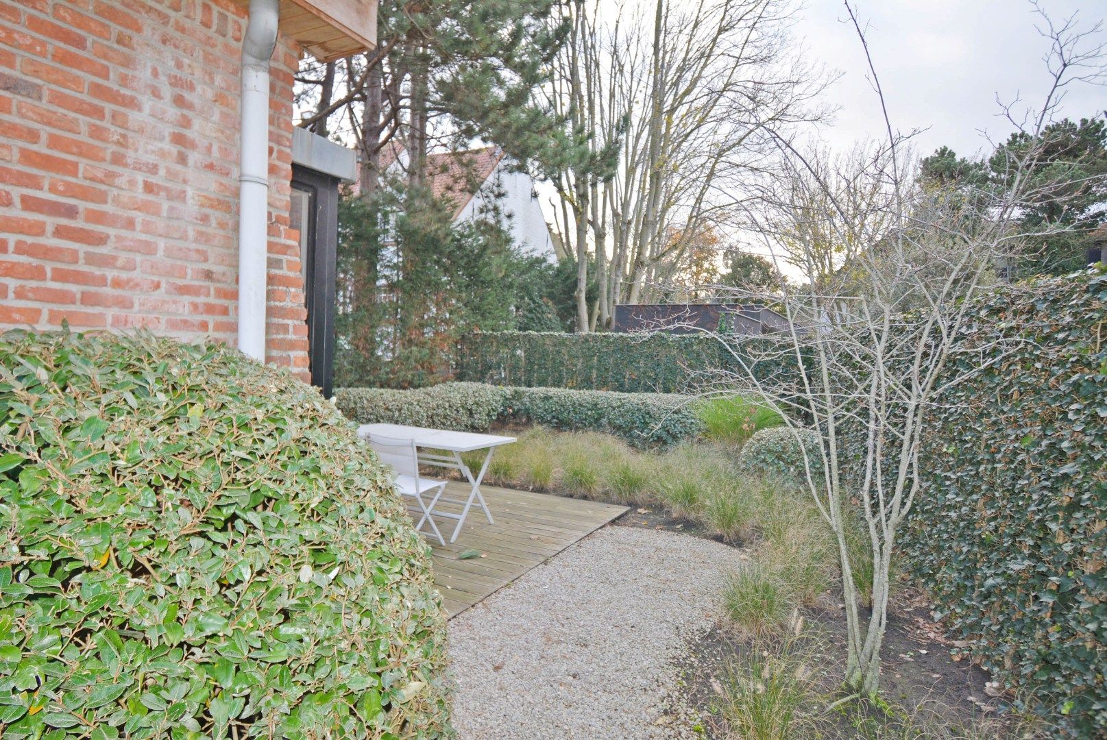 Charmante woning met tuin, terras en 2 slaapkamers. foto 8