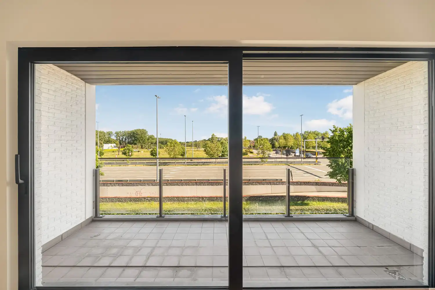 Compleet gerenoveerd appartement van 206 m² met 3 slaapkamers en 2 badkamers, gelegen aan de stadsrand van Hasselt foto 8