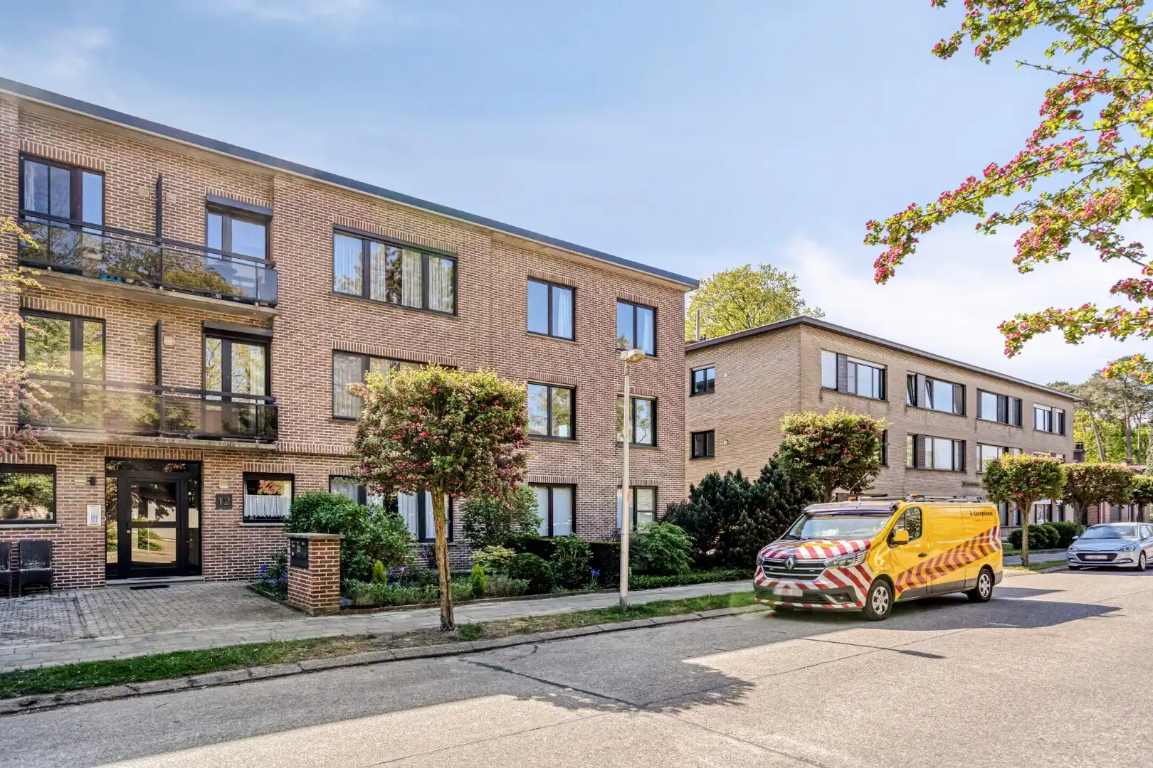 Comfortabel 2 slpk appartement met terras en garage foto 26