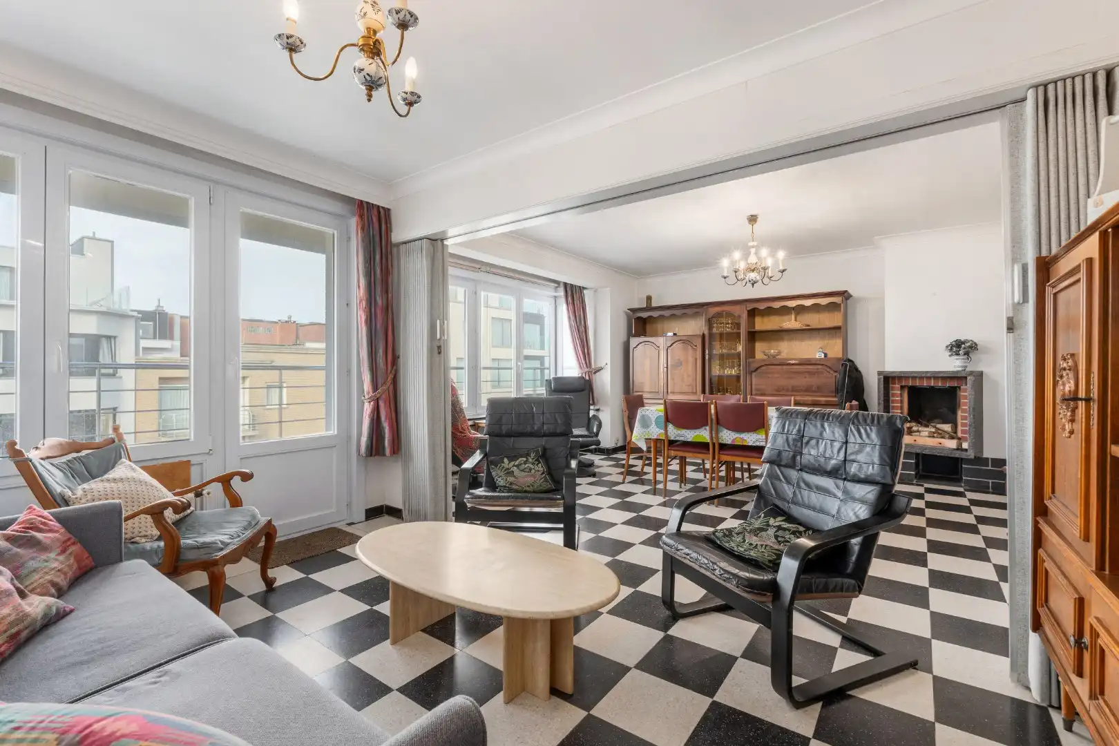 Gemeubeld 2-slaapkamerappartement met zijdelings zeezicht foto 5