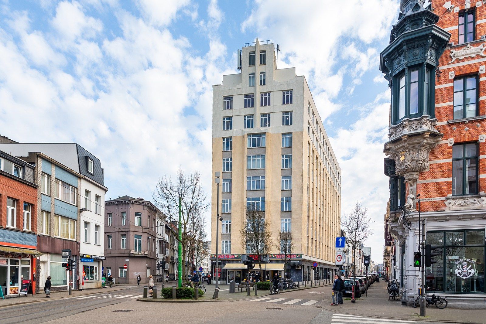 Net gerenoveerd appartement foto 16