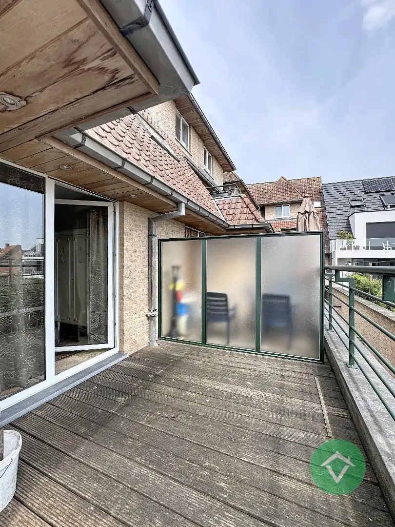 Instapklaar appartement met 2 slaapkamers en garage te Eernegem  foto 24