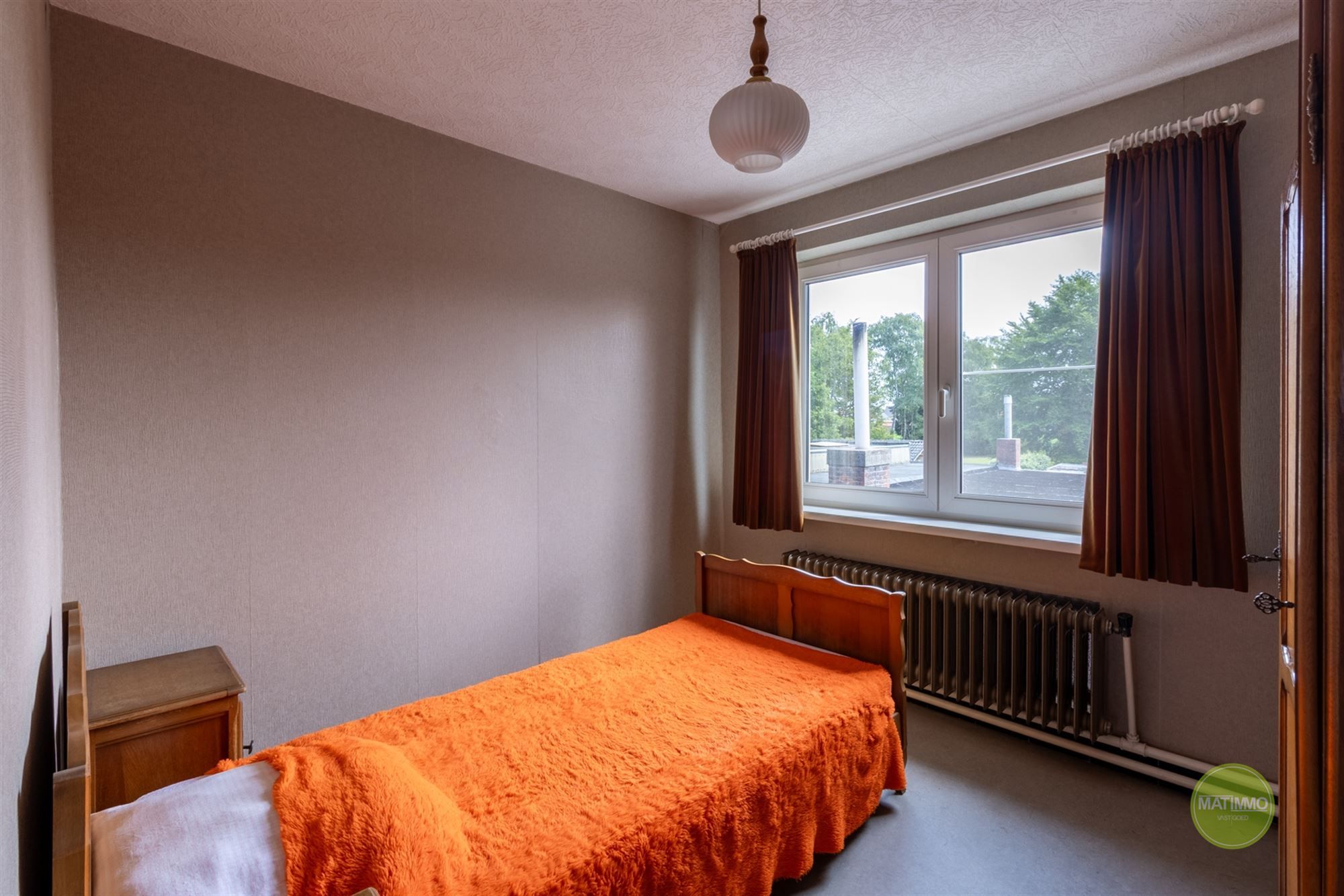 Te renoveren gezinswoning met werkhuis in Arendonk foto 13