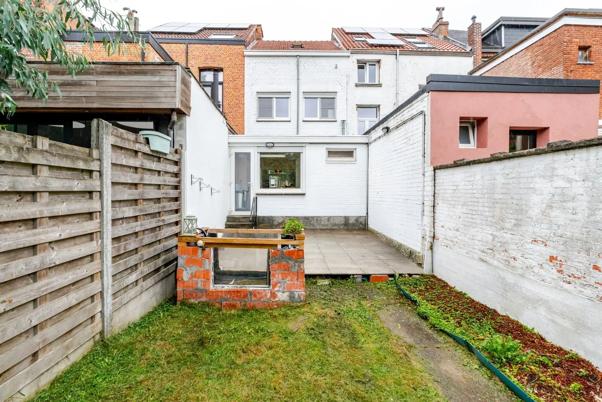 Ruime gezinswoning met gezellige tuin op centrale locatie in Schoten foto 23