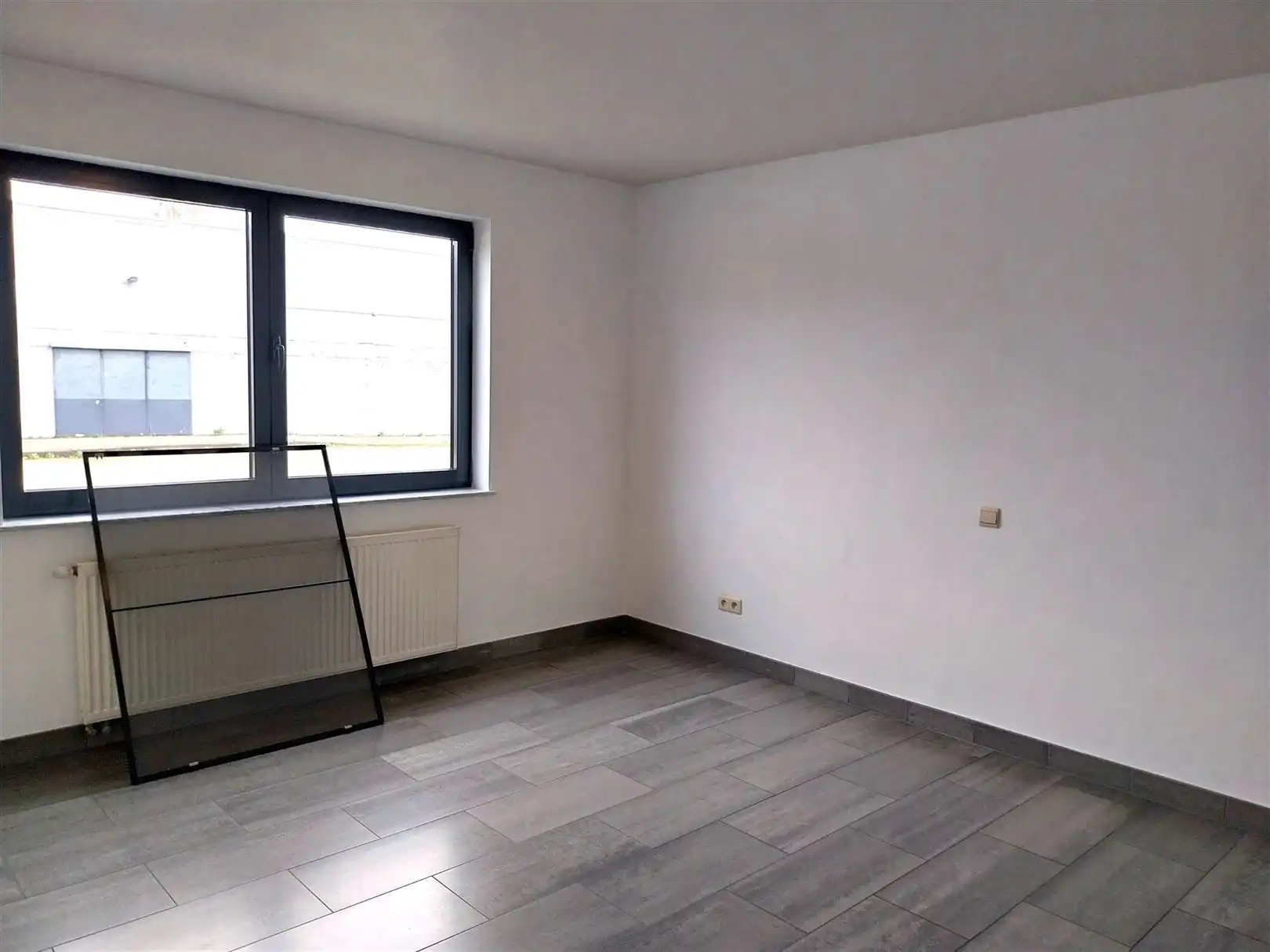 TE HUUR: Gelijkvloers appartement met 3 slaapkamers in Heusden-Zolder! foto 9