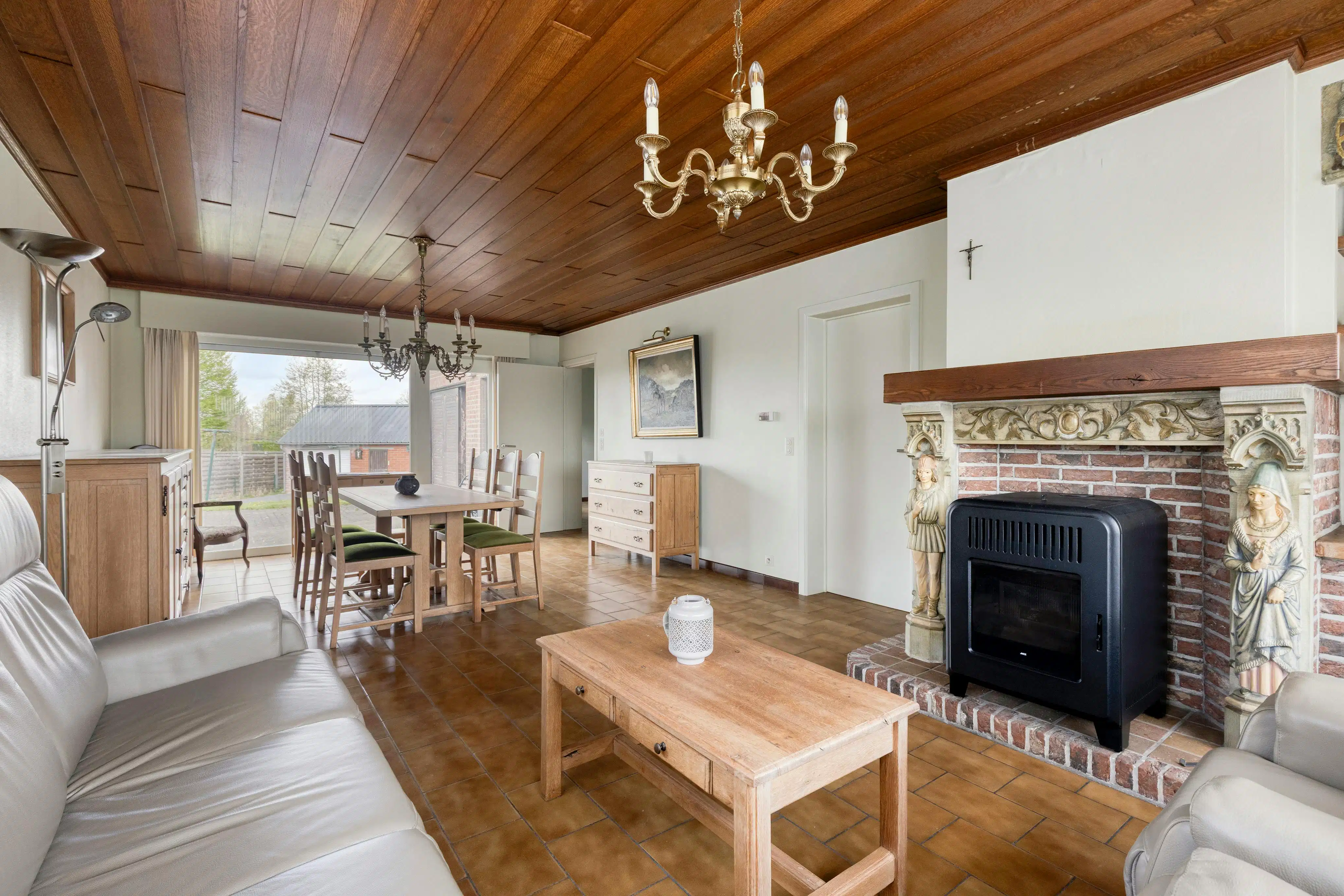 Open bebouwing met atelier en garage te koop in Zulte foto 7