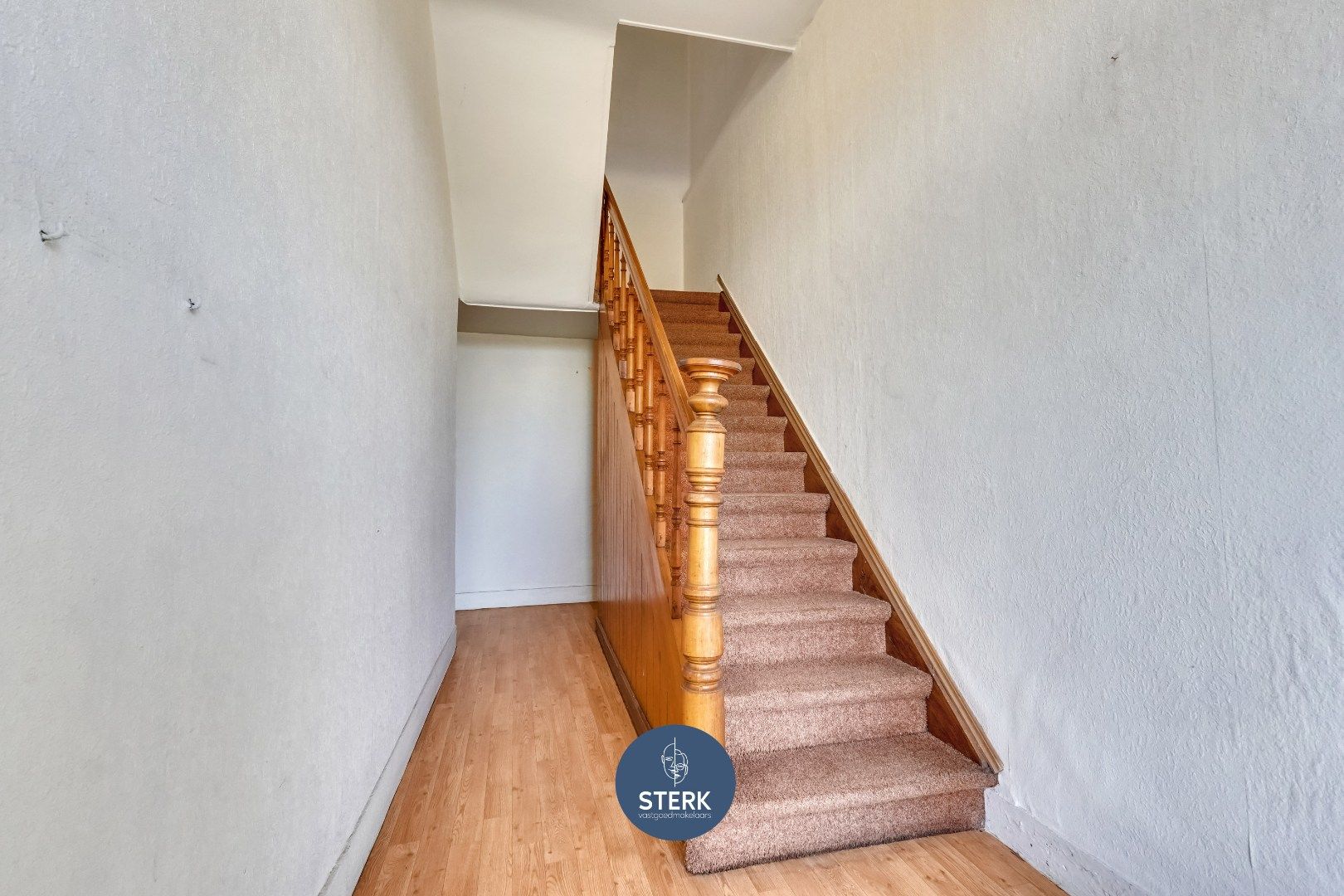 TE RENOVEREN WONING MET DIEPE TUIN OP EEN CENTRALE LOCATIE TE VELDWEZELT !   foto 5