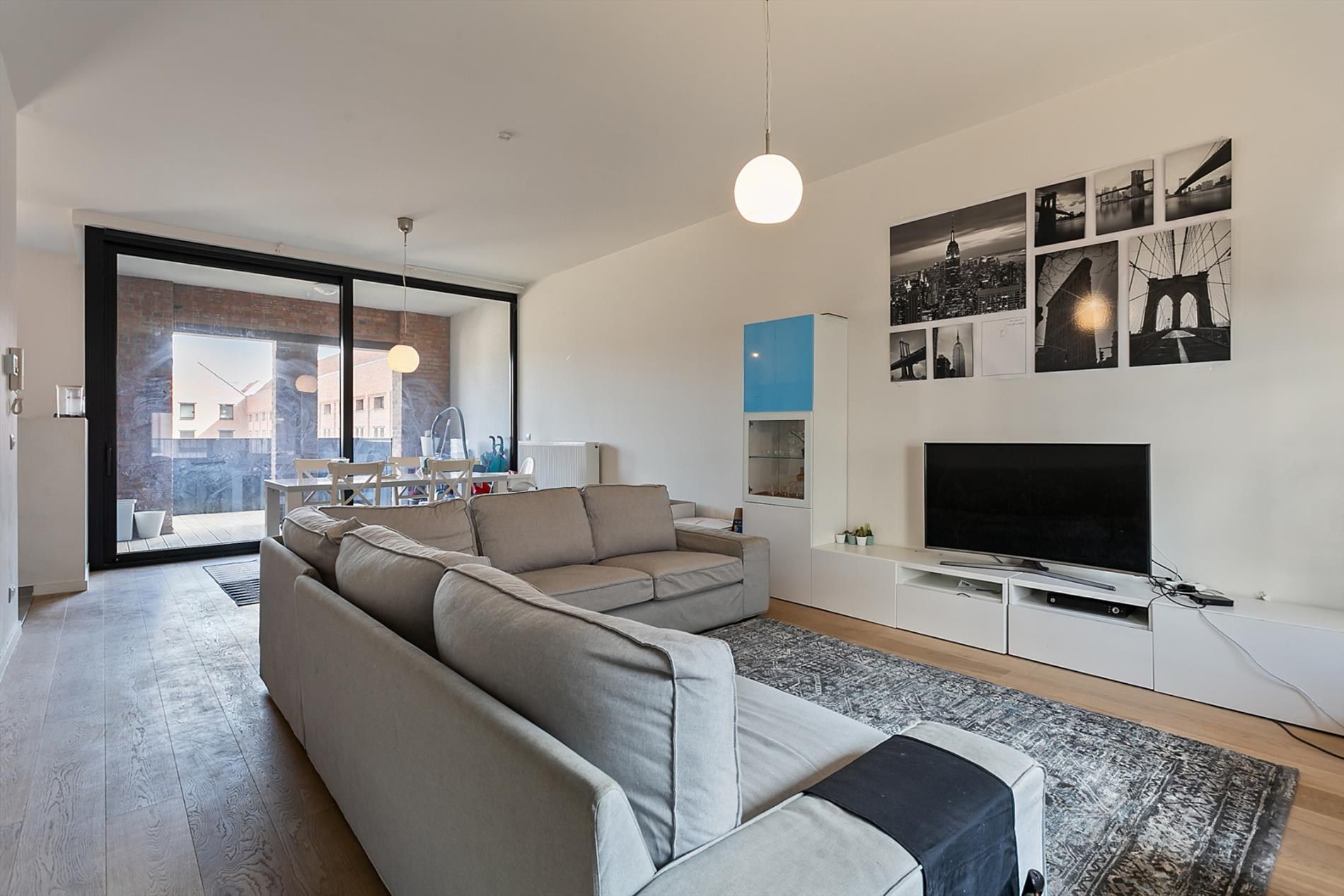 Ruim appartement met 3 slaapkamers en staanplaats foto 6