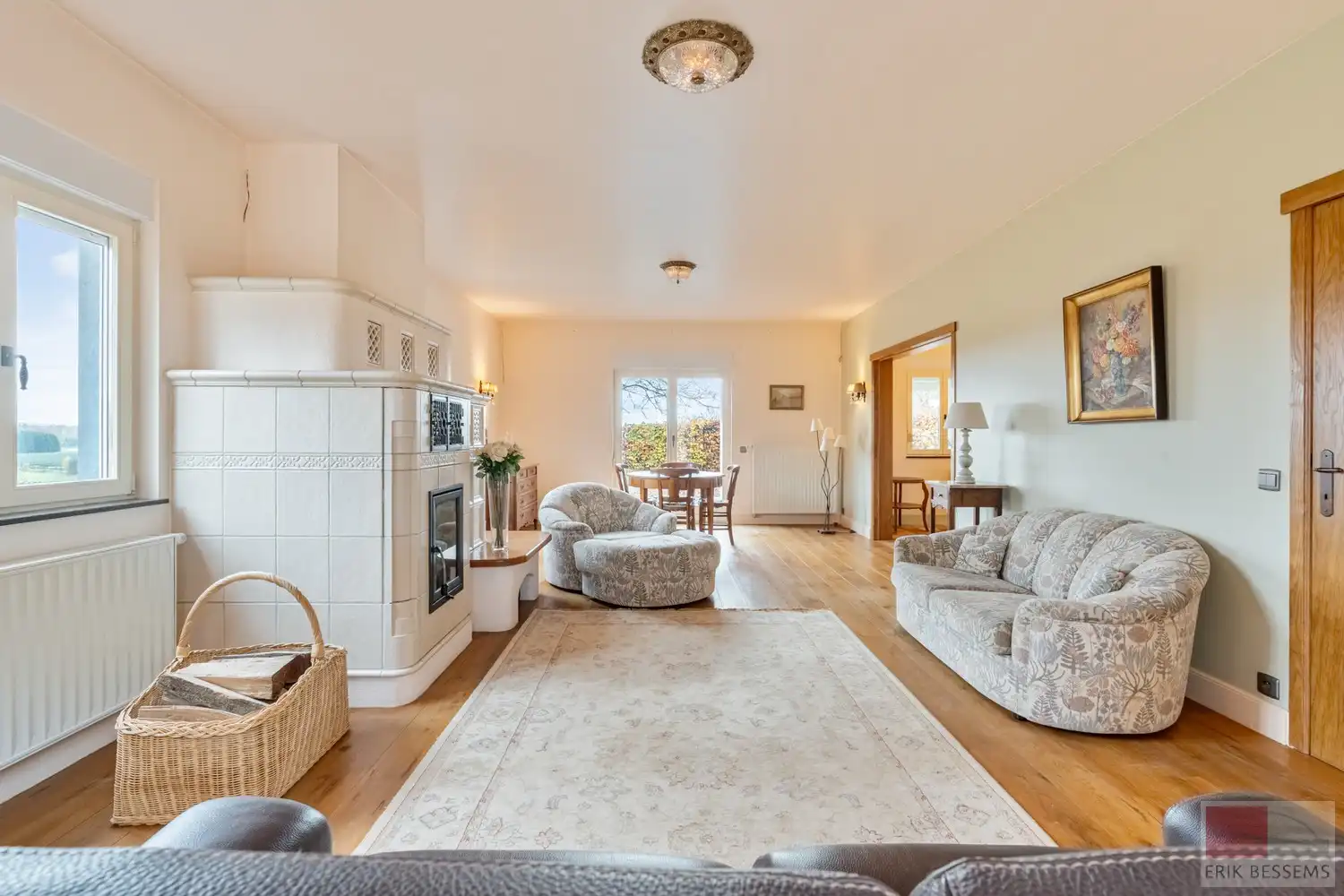 Landhuis met vrij uitzicht, &nbsp;5 slaapkamers, 2 badkamers, woonkamer, eetkamer/keuken. Woonopp. 277m2 gebruiksopp. 441m2, Perceelopp. 4170m2 foto 5