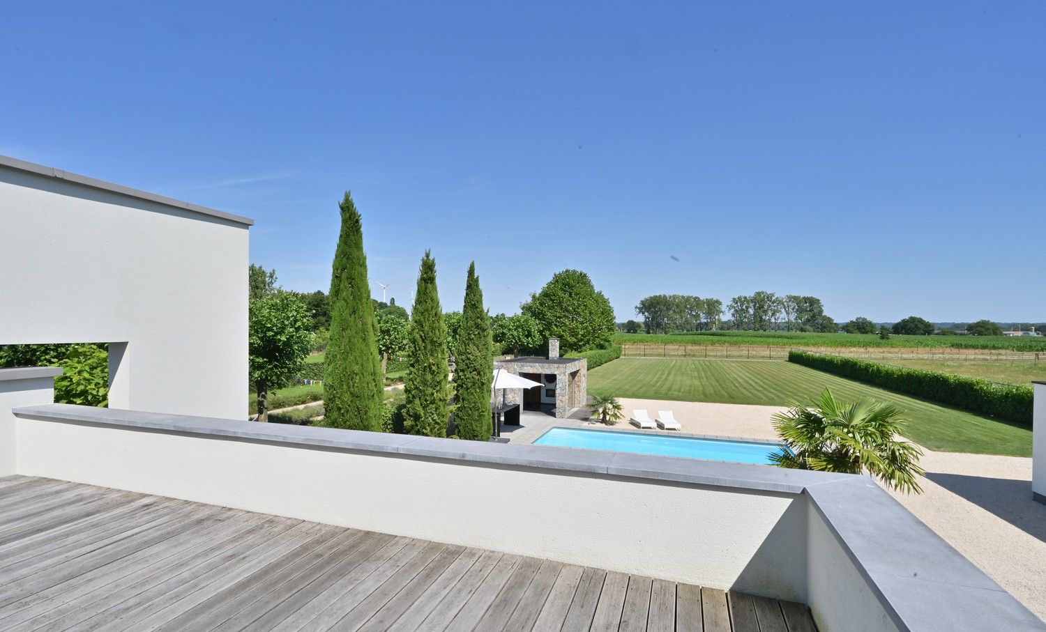 Moderne, eigentijdse villa met zwembad en dubbele garage, nabij Maastricht gelegen in het pittoreske dorpje Opgrimbie foto 3