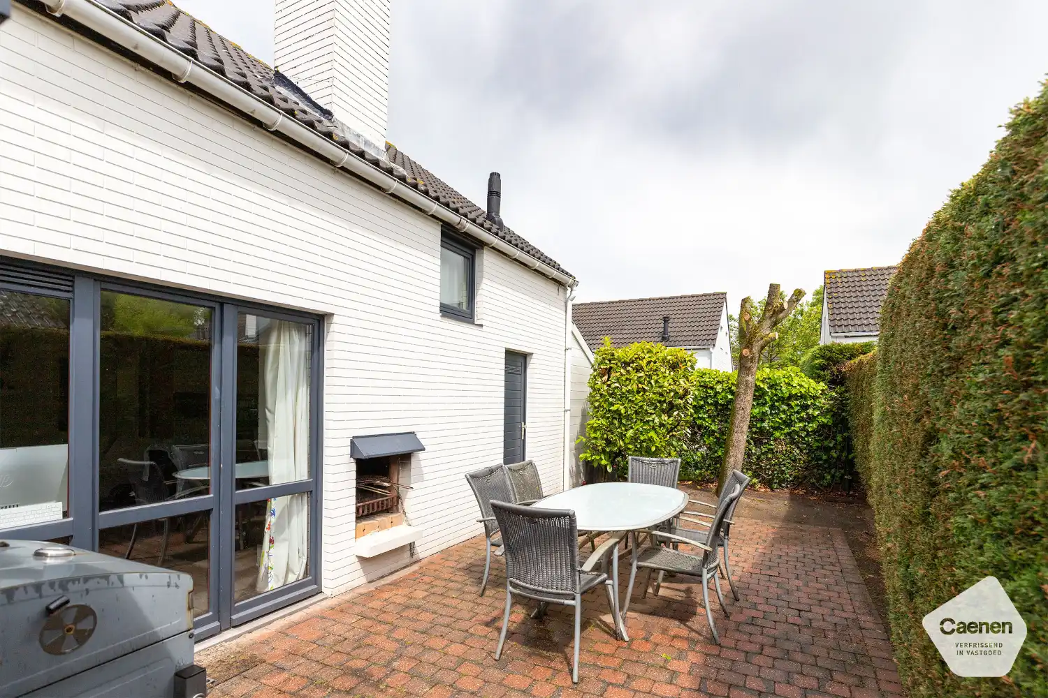 Instapklare vakantiewoning met 4 slaapkamer en garage foto 10