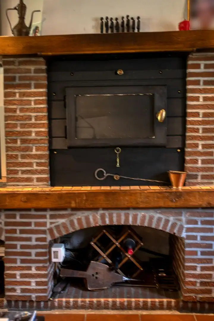 Alleenstaande woning met 2 slaapkamers, garage en grote tuin - verscholen in het groen. foto 7