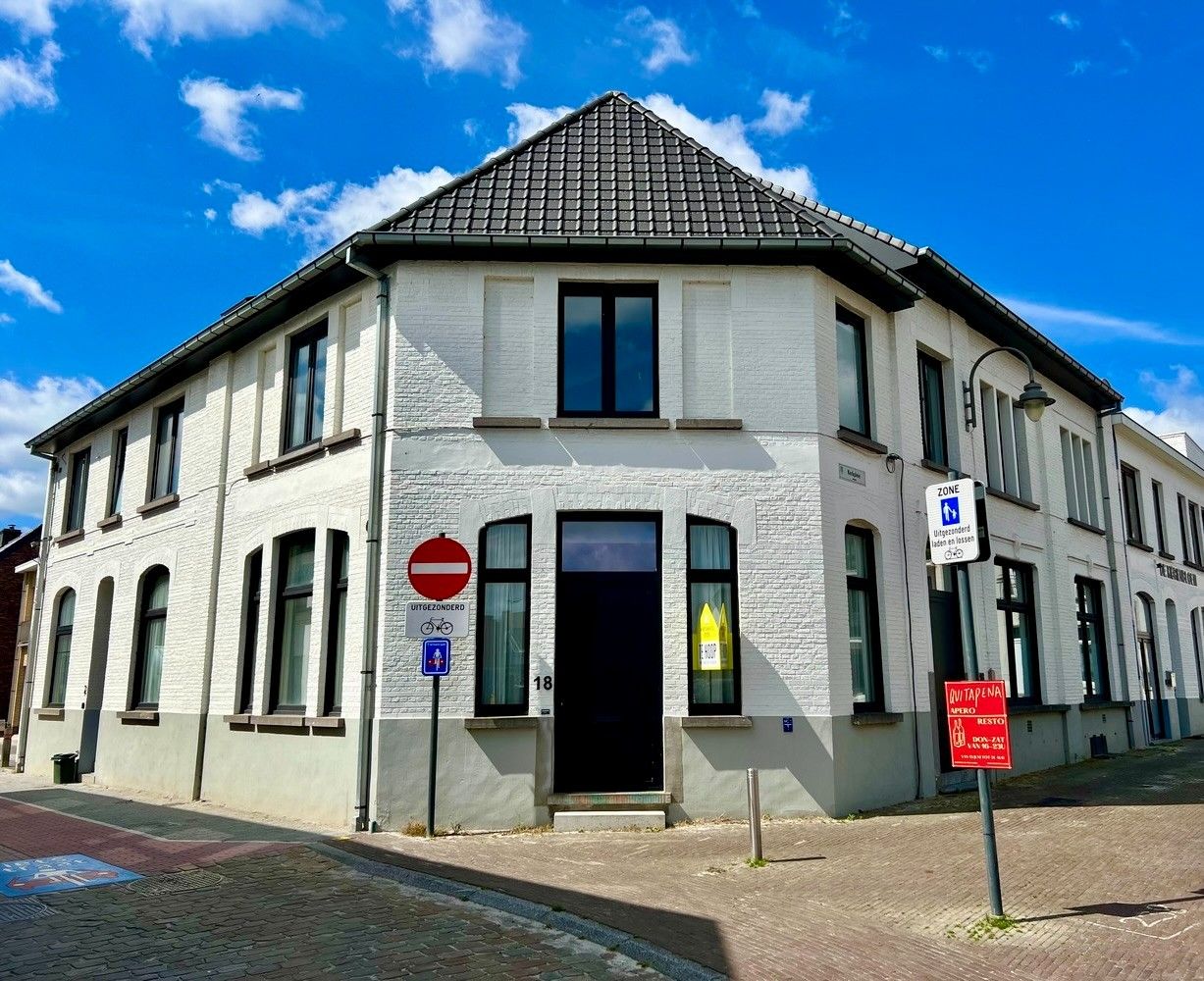 Huis te koop Kerkplein 18 - 9750 Zingem